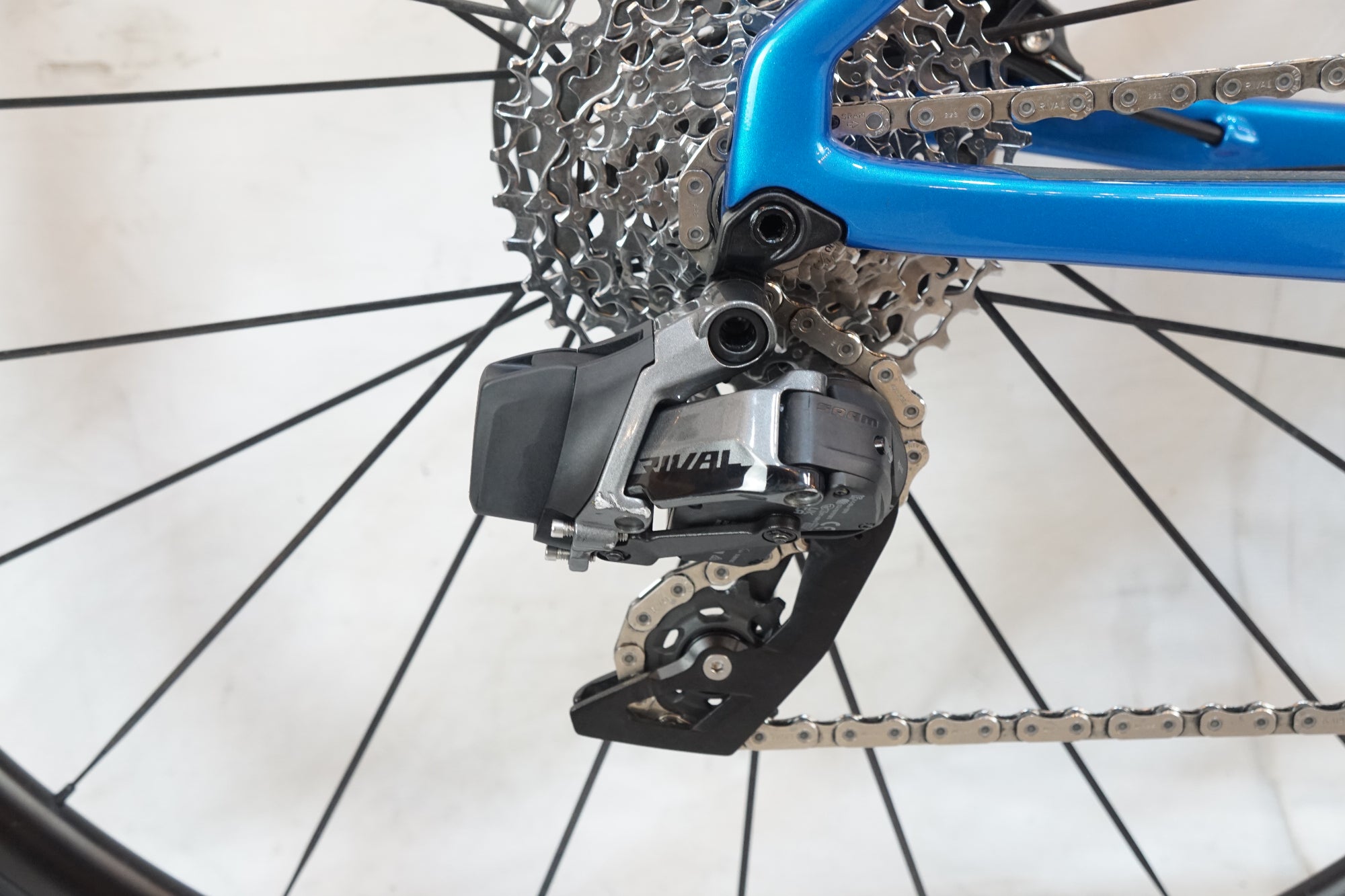 MERIDA 「メリダ」 SCULTURA RIVAL-EDITION 2024年モデル ロードバイク / バイチャリ浦和ベース