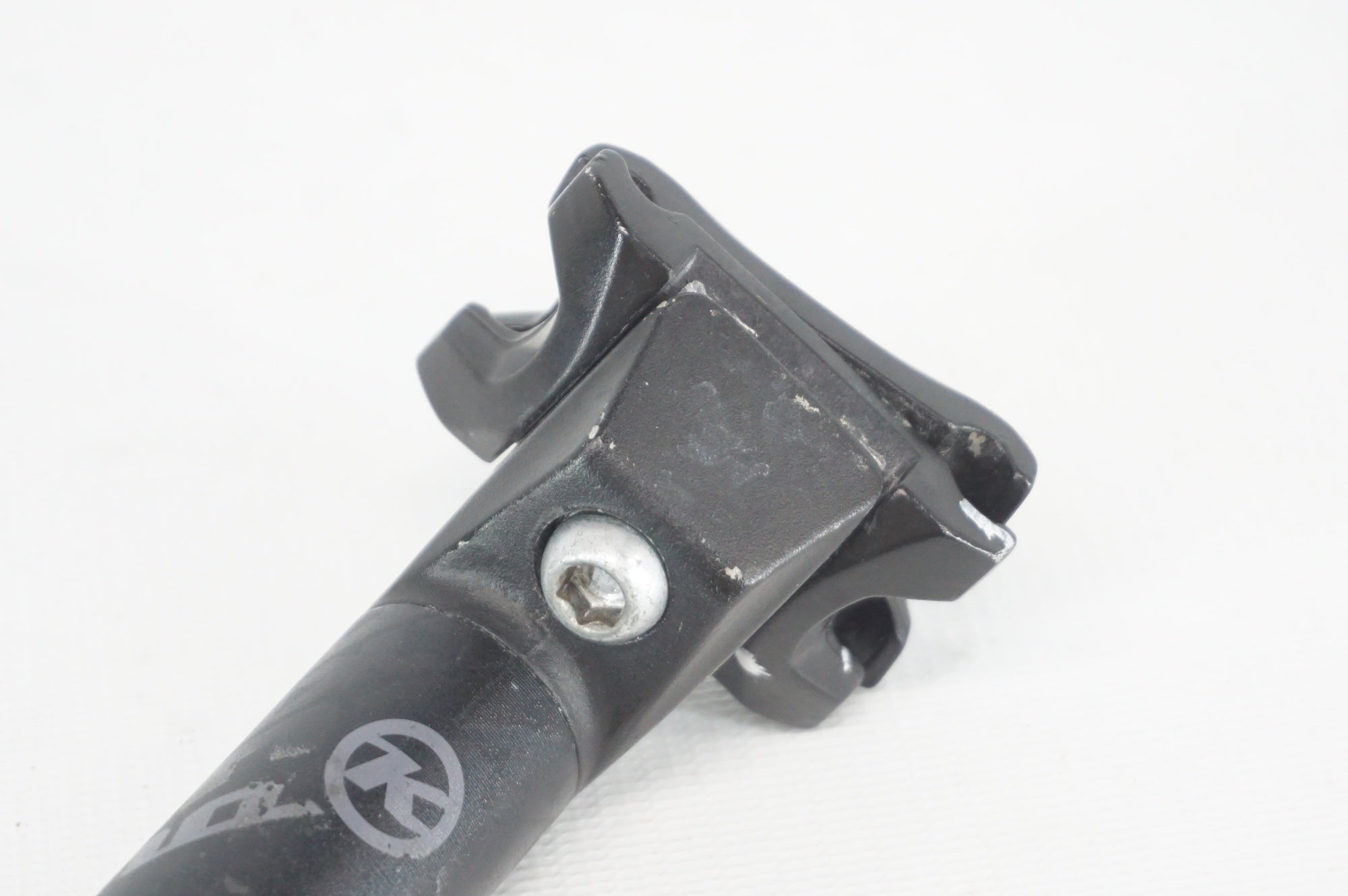 KONA 「コナ」 Φ27.2 350mm シートポスト / 阪急塚口店