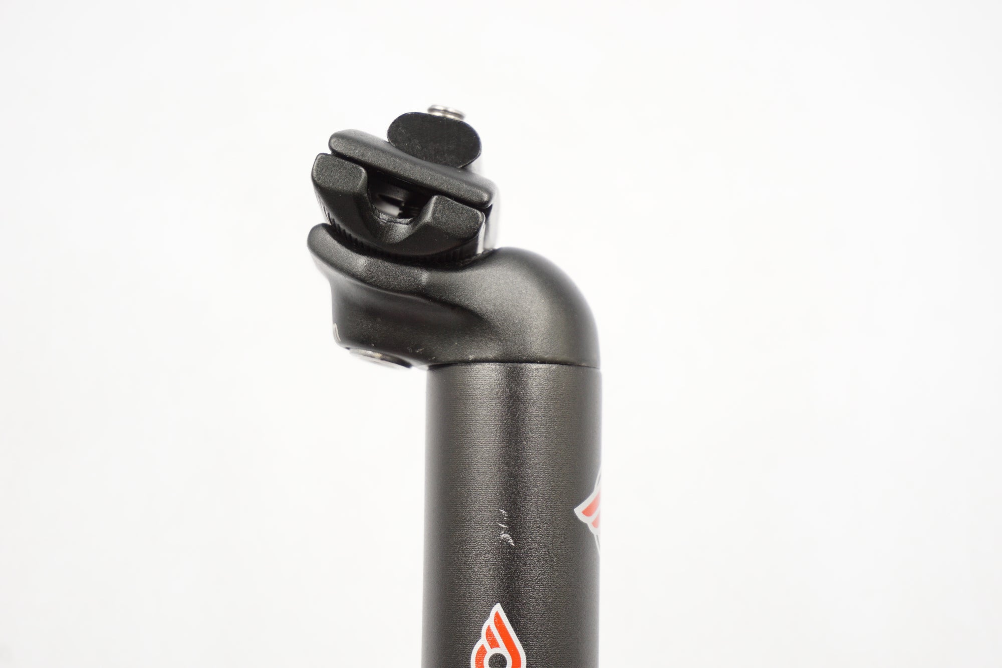 CINELLI 「チネリ」 VAI Φ31.6 330mm シートポスト / 奈良店
