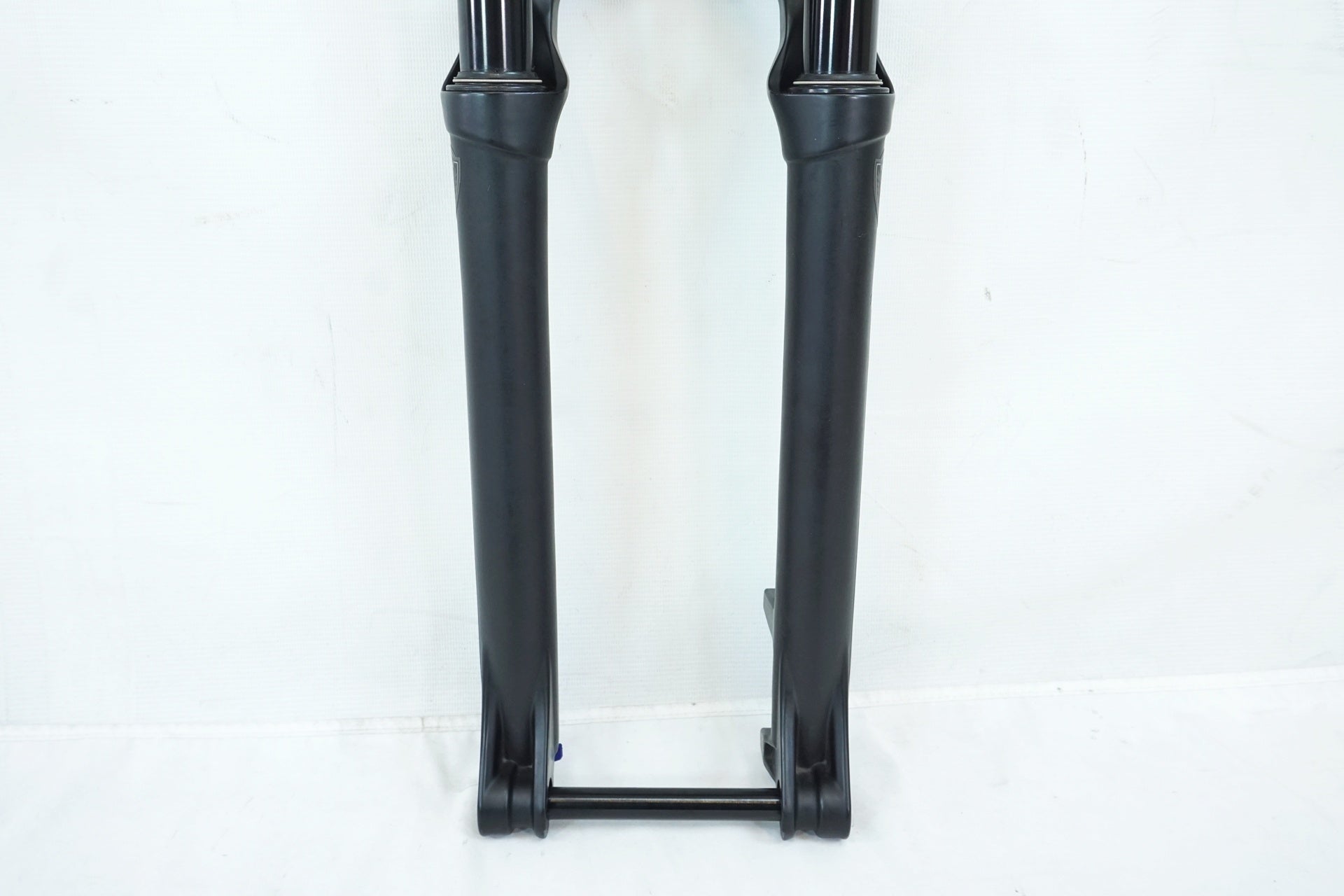 MANITOU 「マニトウ」 MARKHOR COMP AIR 100 サスペンションフォーク / 有明ガーデン店