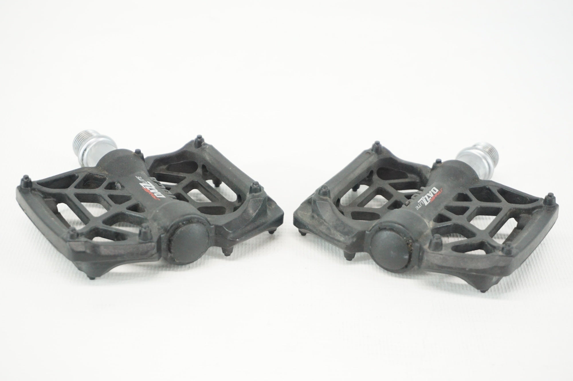 TIOGA 「タイオガ」 SPYDER DAZZ LITE ペダル / 阪急塚口店