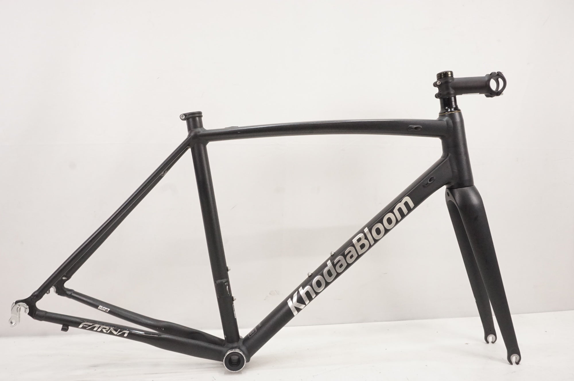 KHODAABLOOM 「コーダーブルーム」 FARNA 2024年モデル フレームセット / 大宮店