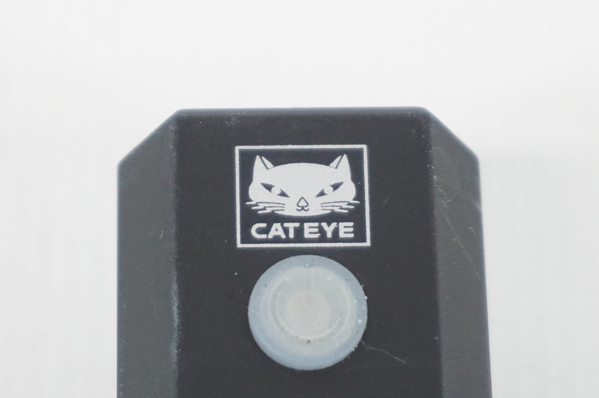 CATEYE 「キャットアイ」 AMPP800 HL-EL088RC フロントライト / 阪急塚口店