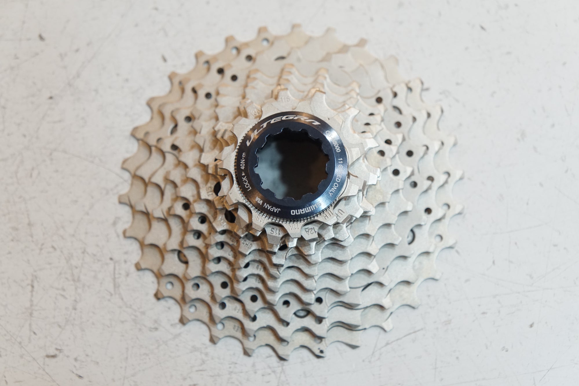 SHIMANO 「シマノ」 ULTEGRA CS-R8000 11-30T スプロケット
