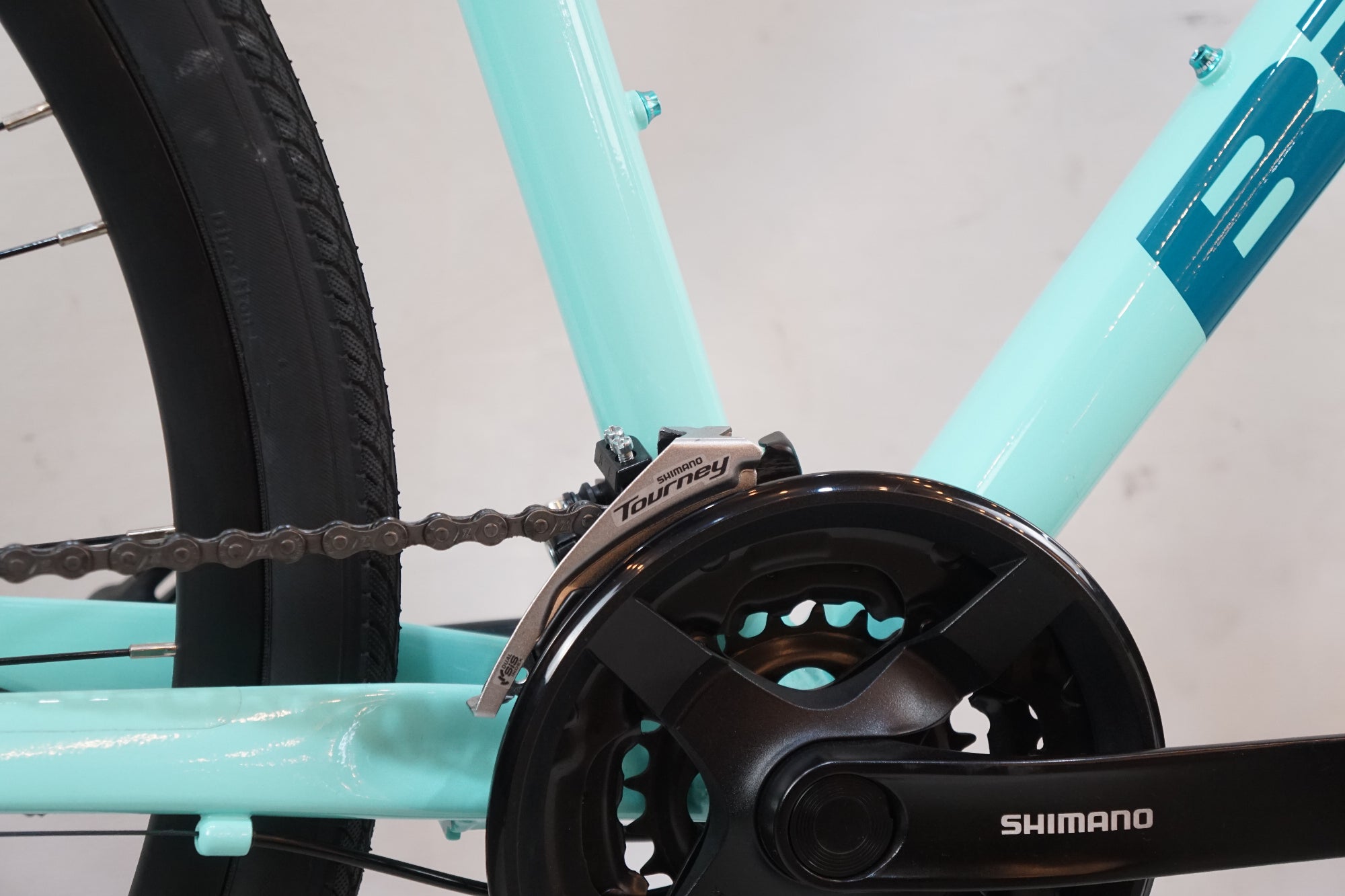 BIANCHI 「ビアンキ」 C SPORT2 DISC 2025年モデル クロスバイク / バイチャリ浦和ベース