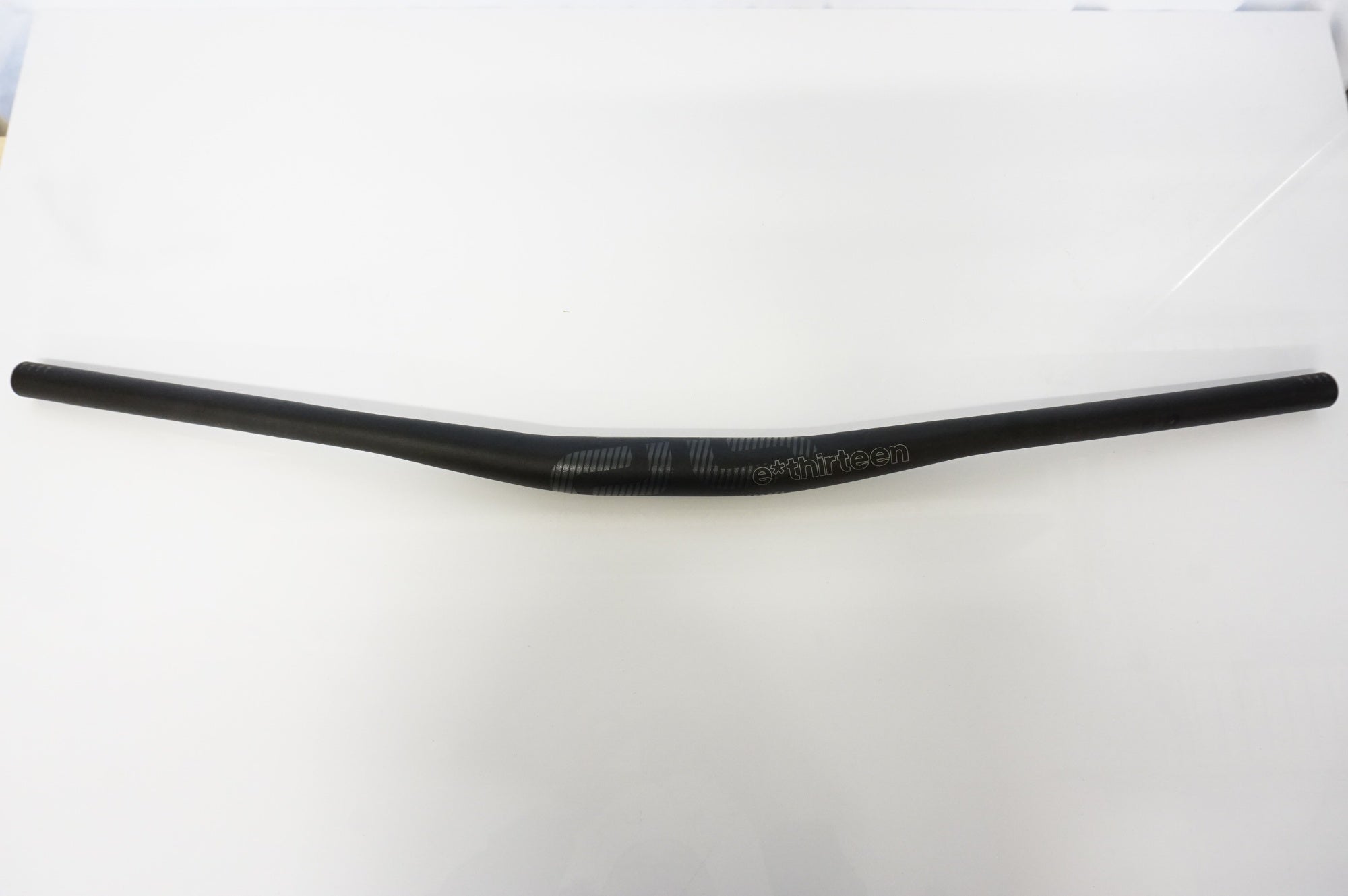 E THIRTEEN 「イーサーティーン」 PLUS φ35 800mm ライザーバー / 浜松
