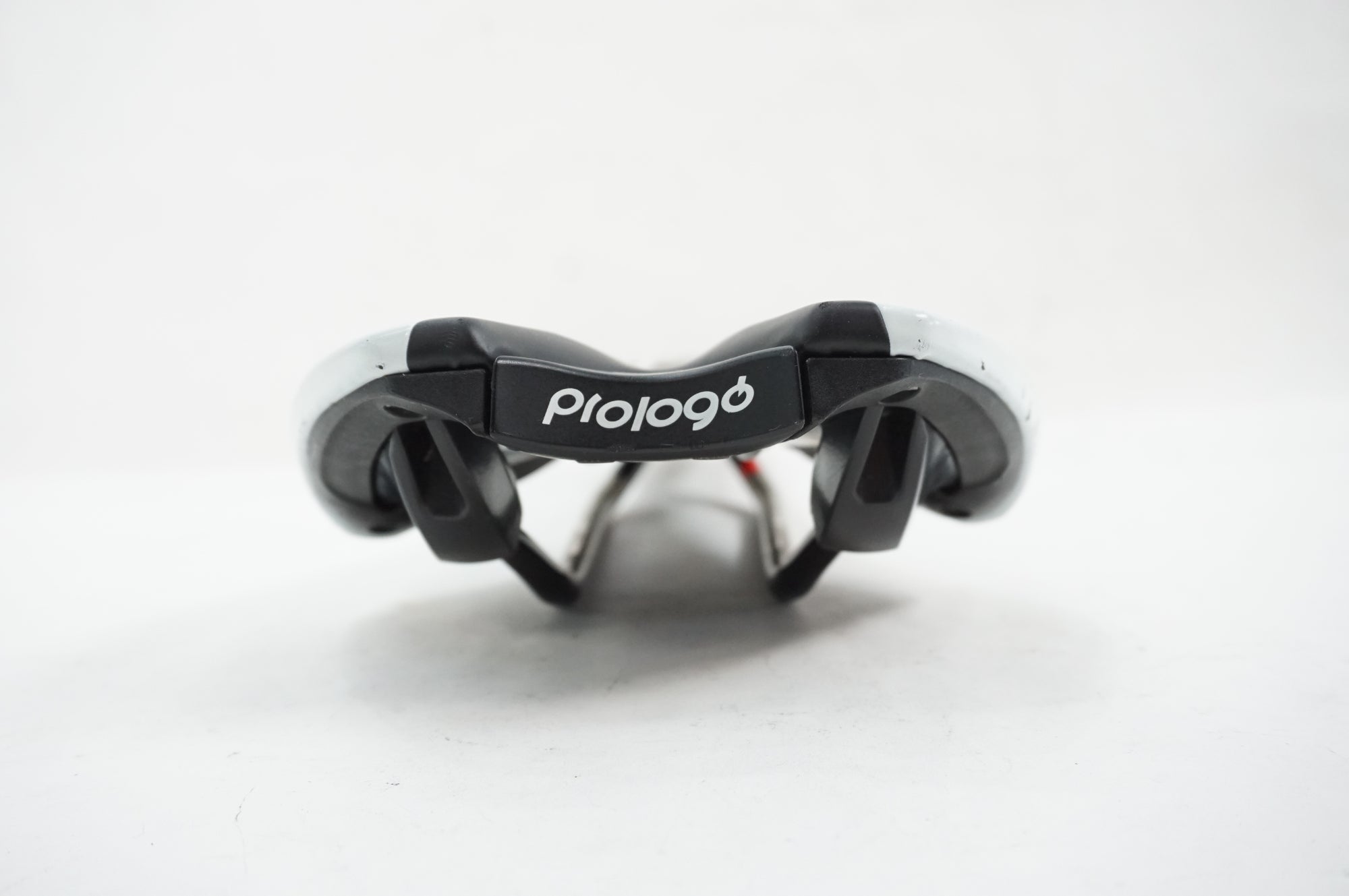 PROLOGO 「プロロゴ」 ZERO 2 TIROX サドル / 川越店