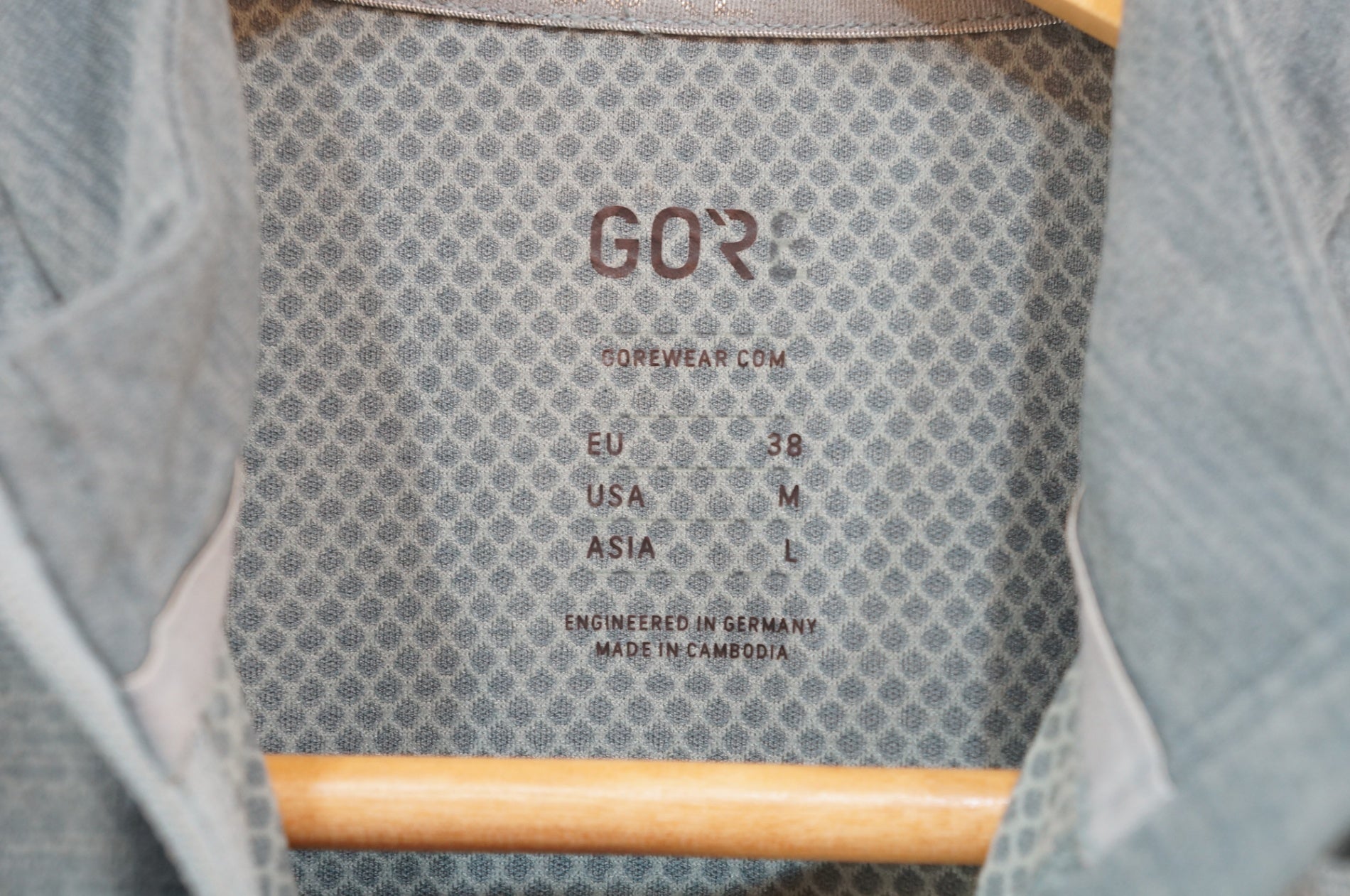 GORE 「ゴア」 WEAR women'sLサイズ 半袖ジャージ / バイチャリ浦和ベース