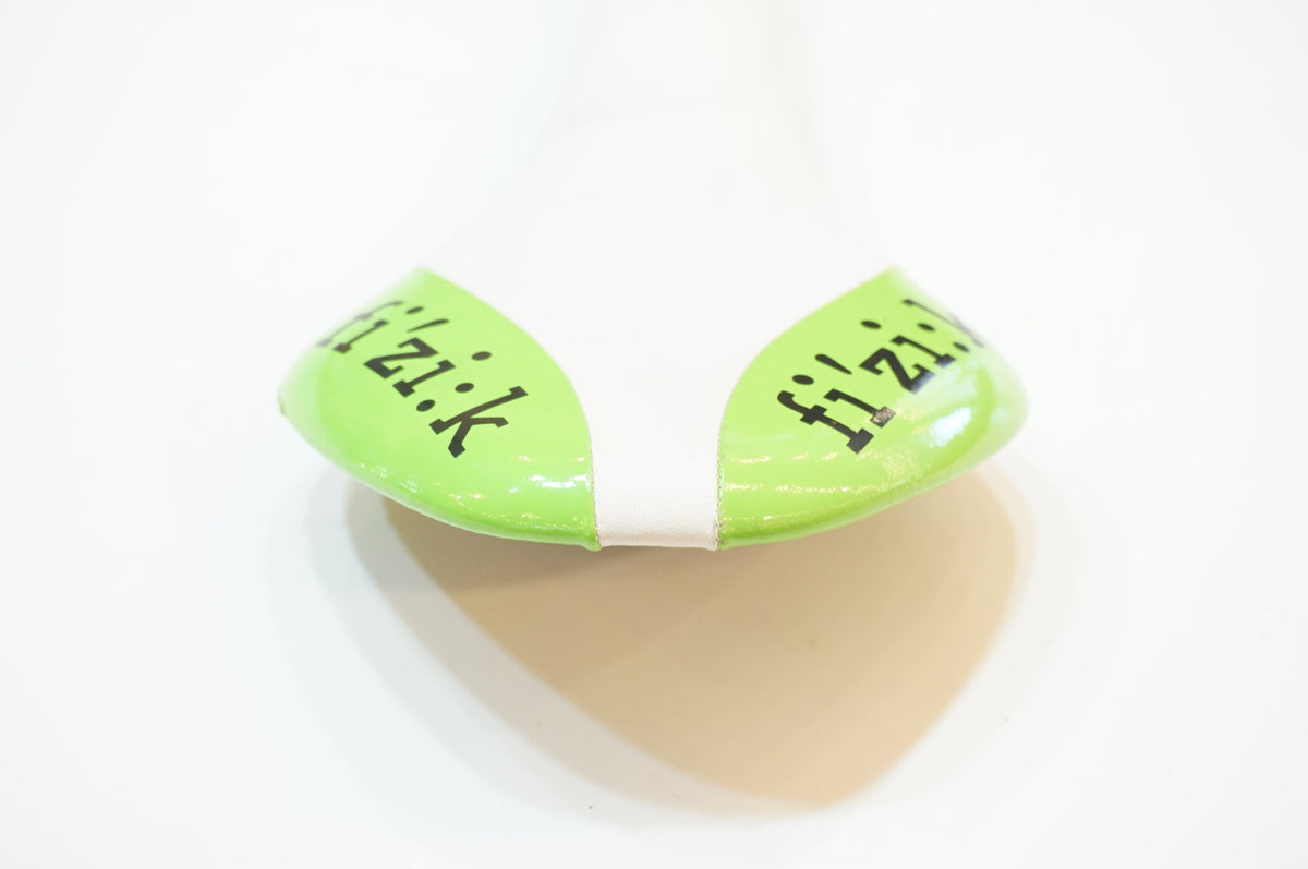 FIZIK 「フィジーク」 ANTARES CARBON BRAIDED サドル / 浦和ベース