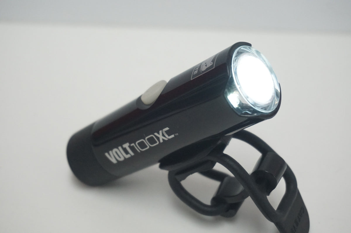 CATEYE 「キャットアイ」 VOLT100 XC フロントライト / 福岡店