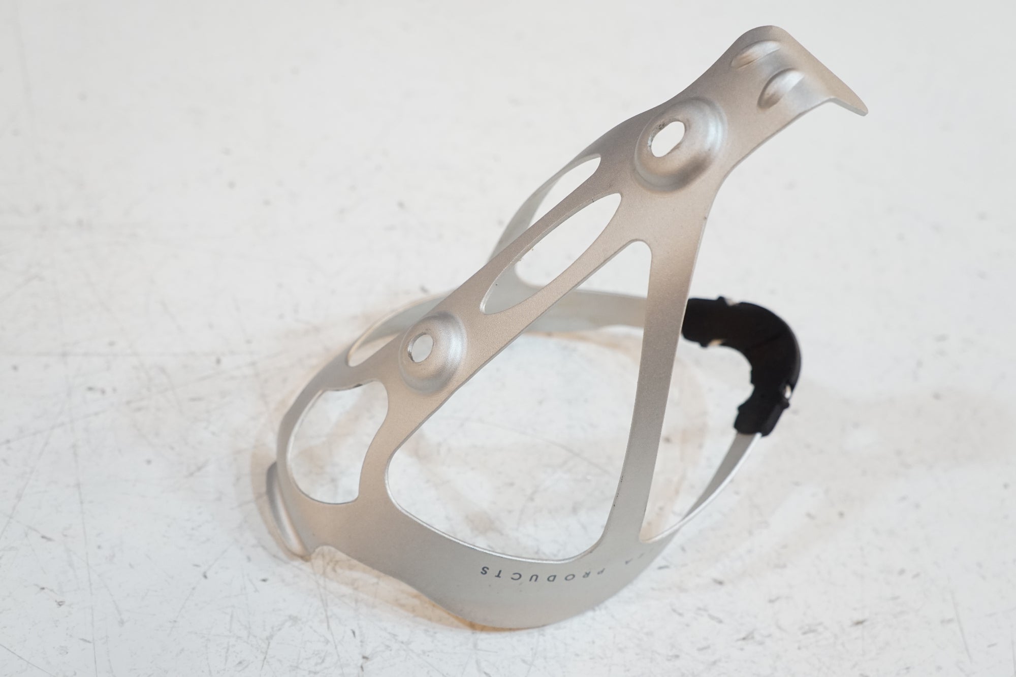 GIZA PRODUCTS 「ギザ プロダクツ」 ボトルケージ / バイチャリ浦和ベース