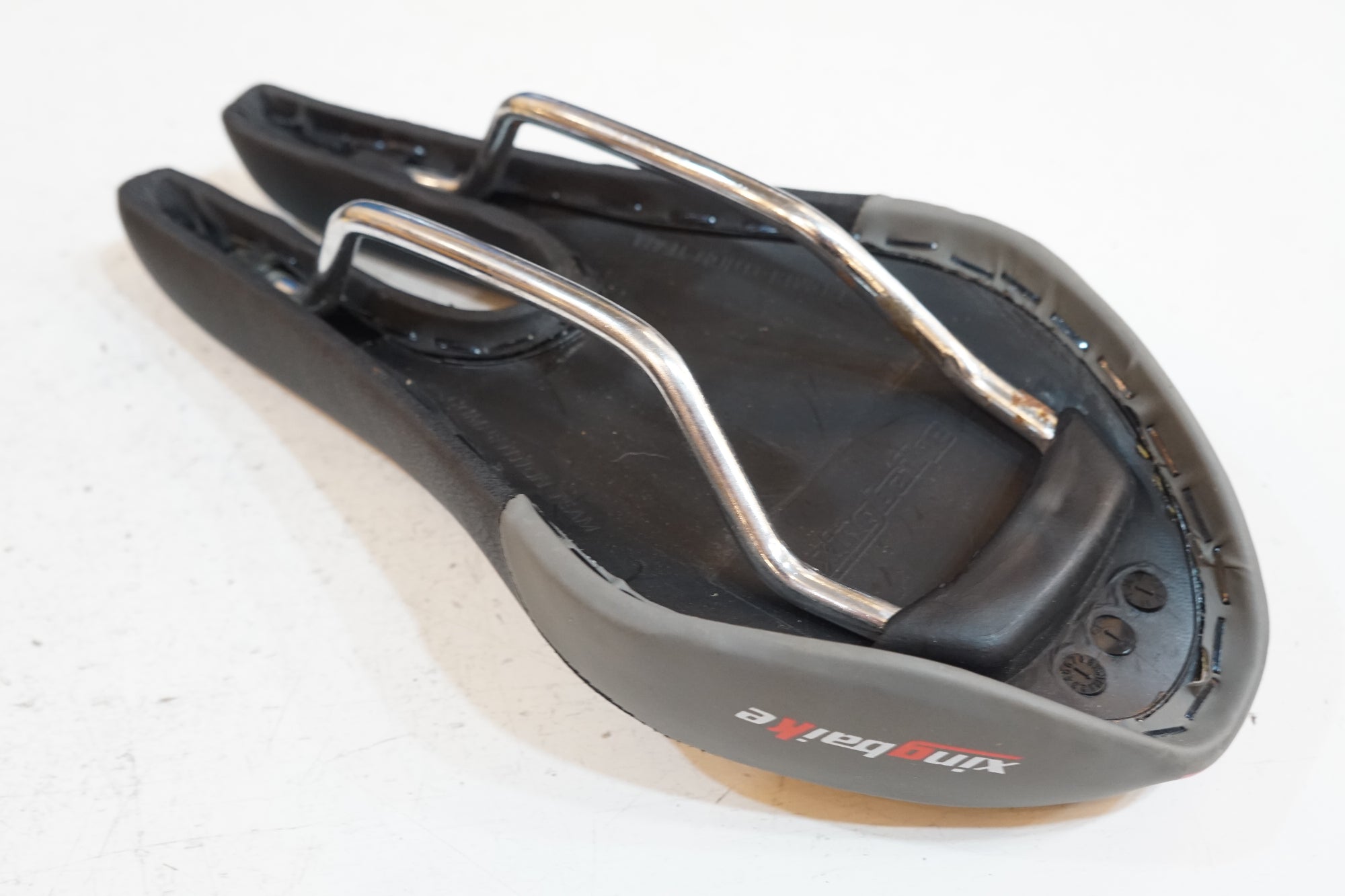 XINGBAIKE  「シン バイク」 STARBK サドル / バイチャリ浦和ベース