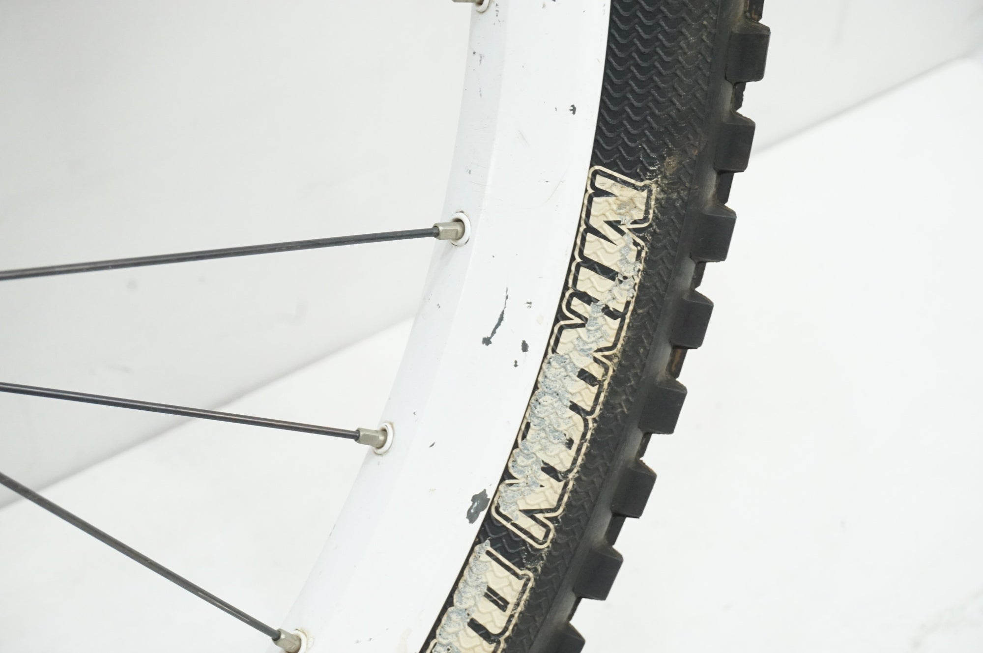 UNAUTHORIZED 「アンオーソライズド」 ハブ ノーブランドリム 手組 シマノ10S 26インチ ホイールセット / 大宮店