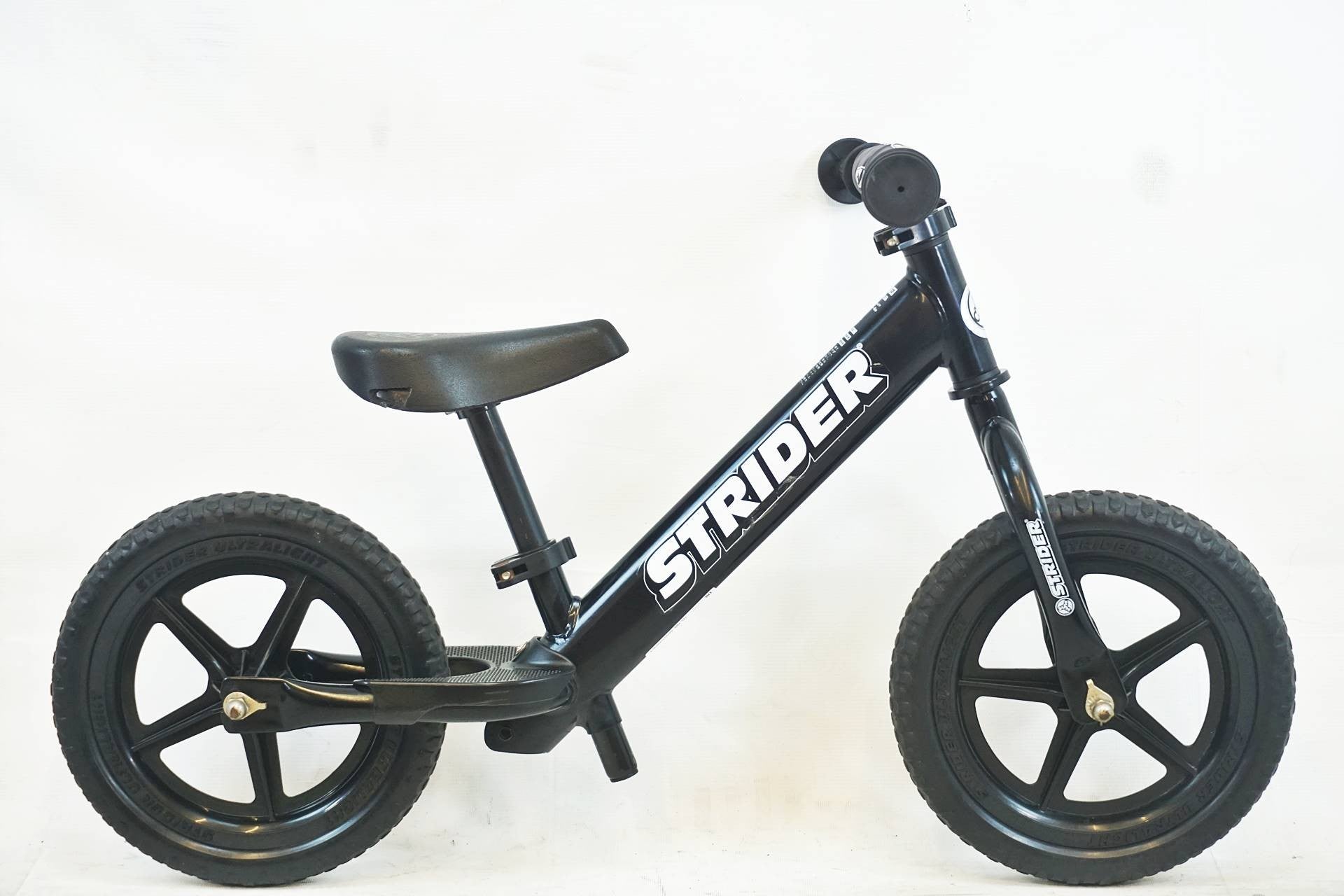 STRIDER - 【美品】ストライダー　スポーツ　12インチ STRIDER ストライダー ランニングバイク キッズ 12inch スポーツ