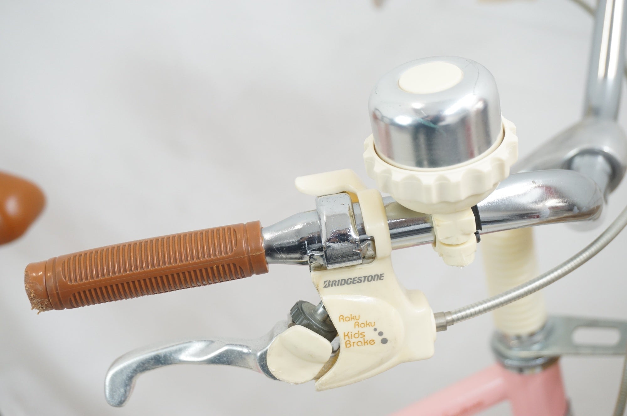 BRIDGESTONE 「ブリヂストン」 HACCHI HC182 2016年モデル 18インチ キッズバイク / 福岡店