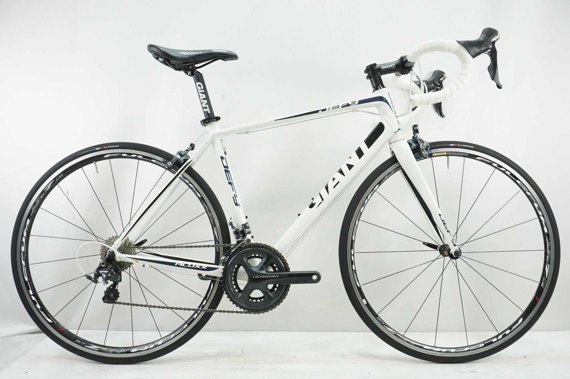 GIANT 「ジャイアント」 DEFY3 2013年モデル ロードバイク カスタム / 大宮店