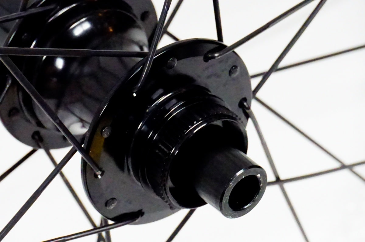 ATTAQUE 「アタッキ」 ATTA-C451-RD シマノ11速 ホイールセット / 名古屋大須店