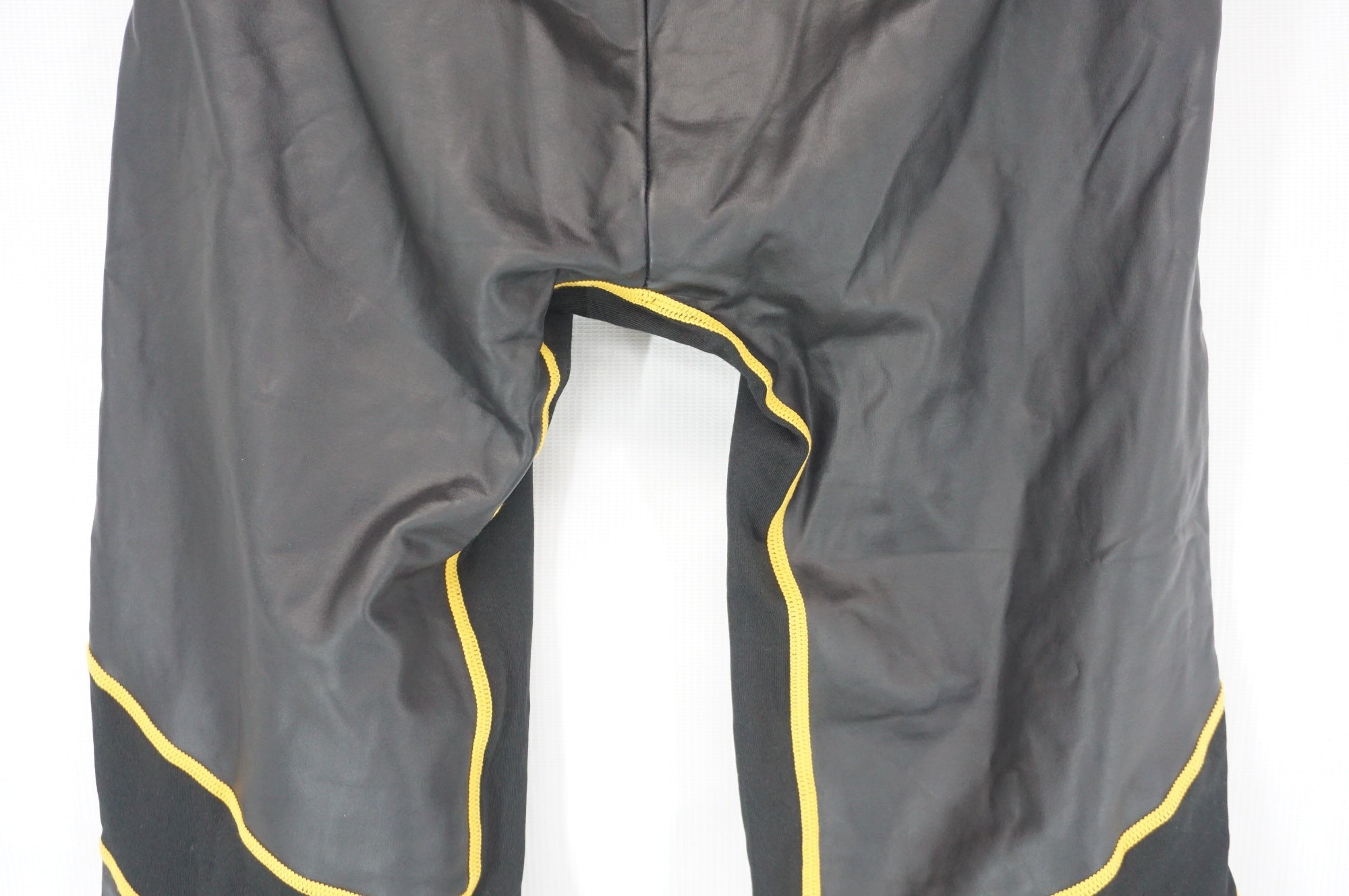 BODY TOUGHNESS 「ボディタフネス」 Mサイズ タイツ / 阪急塚口店