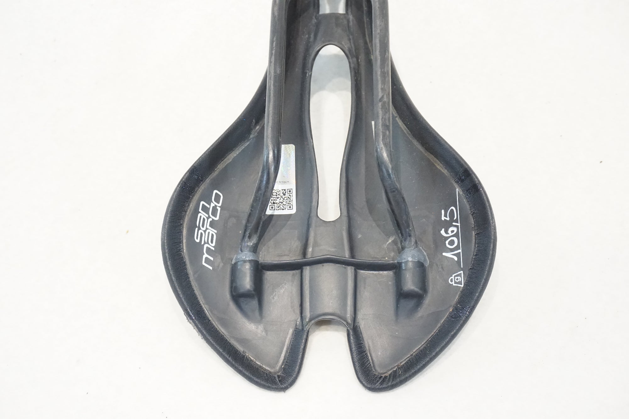 SAN MARCO 「サンマルコ」 SUPER LEGGERA ASPIDE カーボンレール サドル / 横浜戸塚店