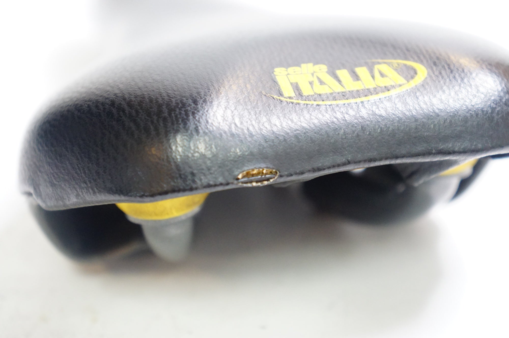 SELLE ITALIA 「セライタリア」 SPHERE サドル / 熊谷本店