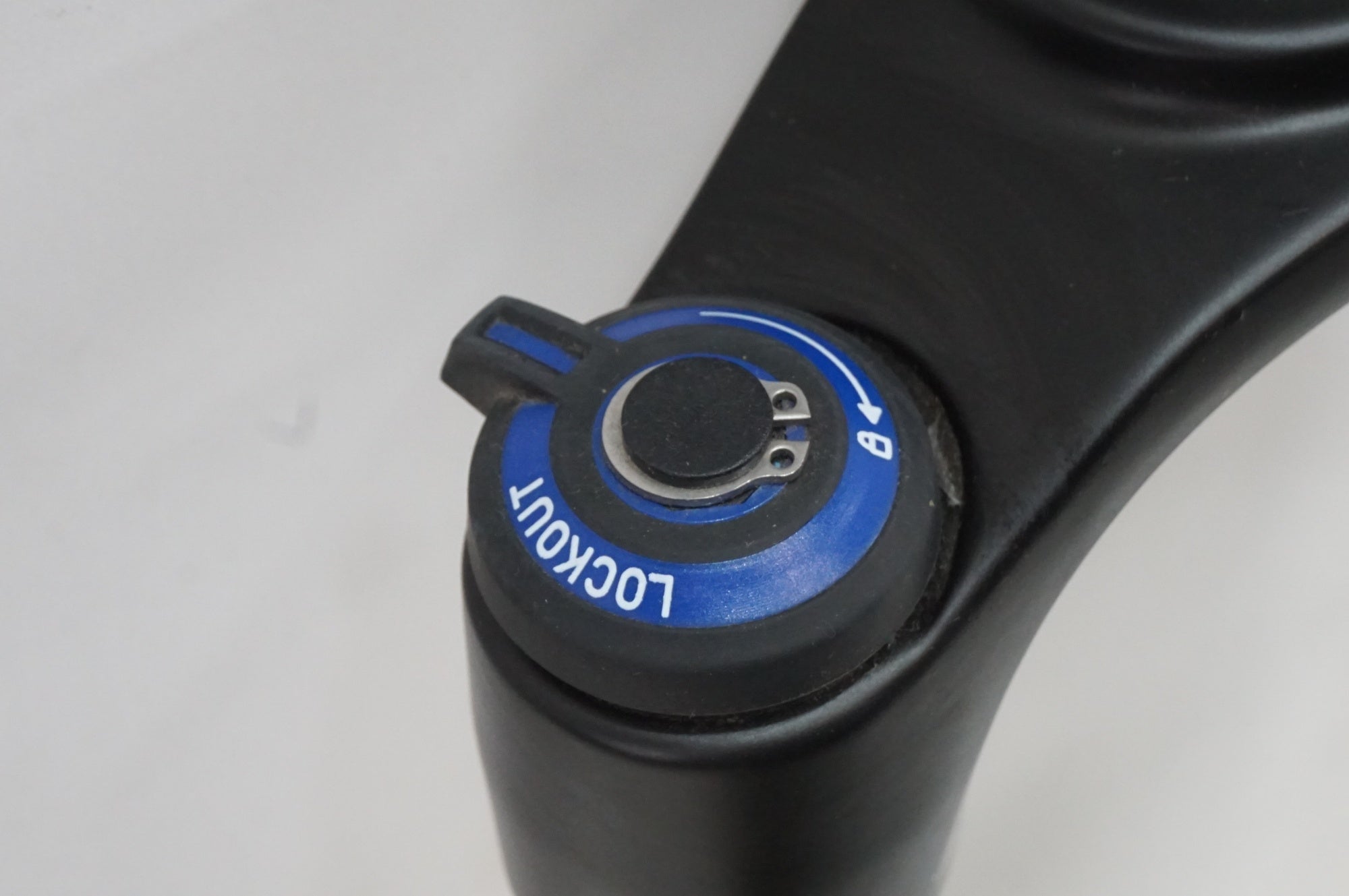 ROCK SHOX 「ロックショックス」 DART2 26インチ フロントサスペンション / 大宮店