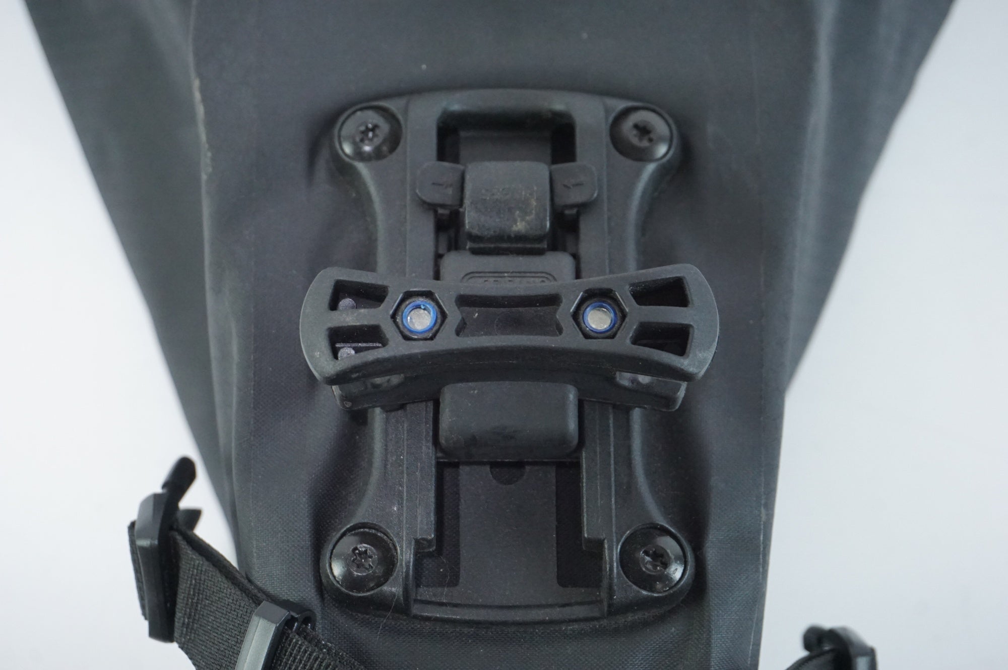 ORTLIEB 「オルトリーブ」サドルバッグ2 (4.1L) / 中目黒店