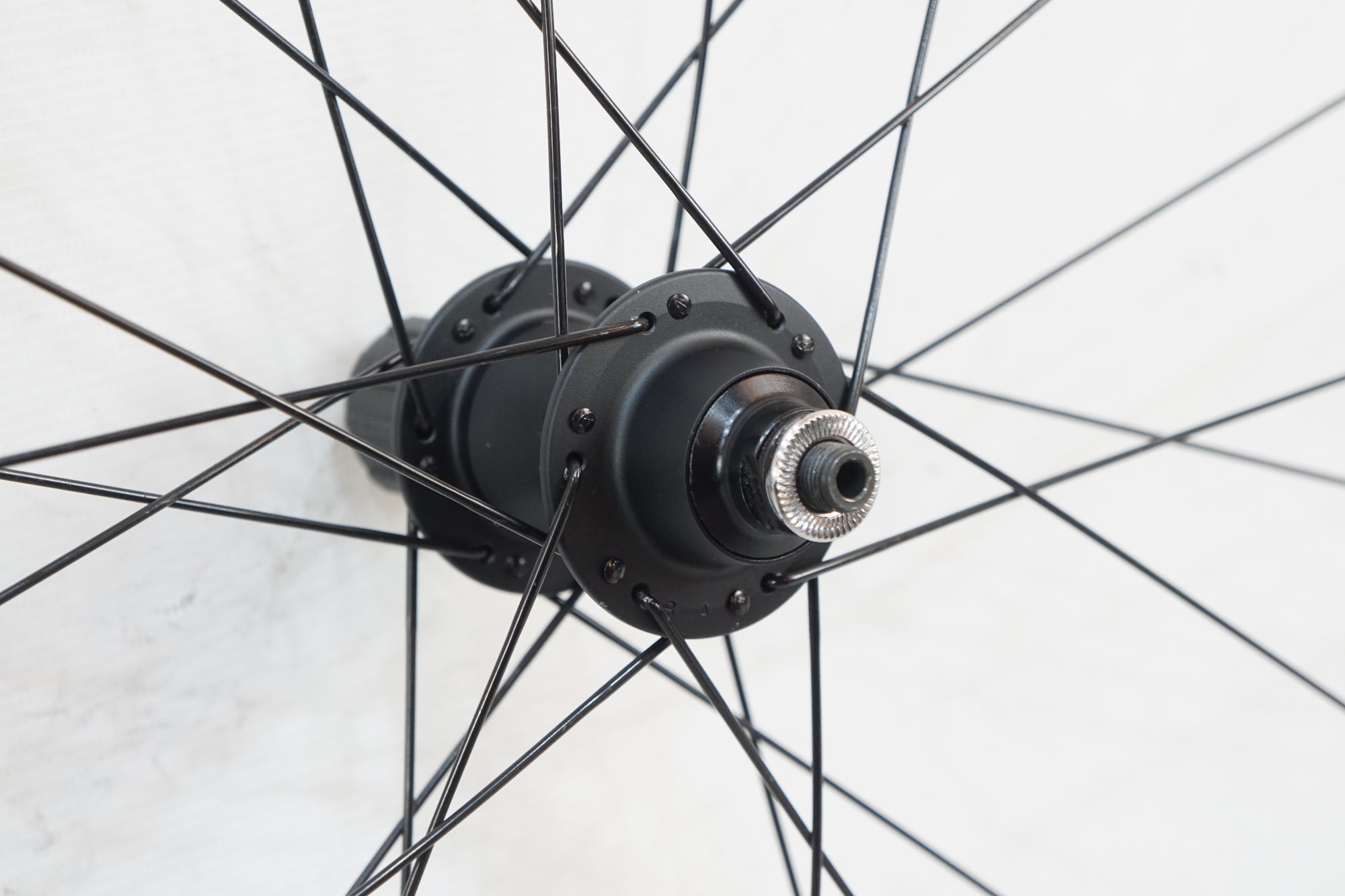 BONTRAGER 「ボントレガー」 PARADIGM TLR シマノ11速 ホイールセット / バイチャリ浦和ベース