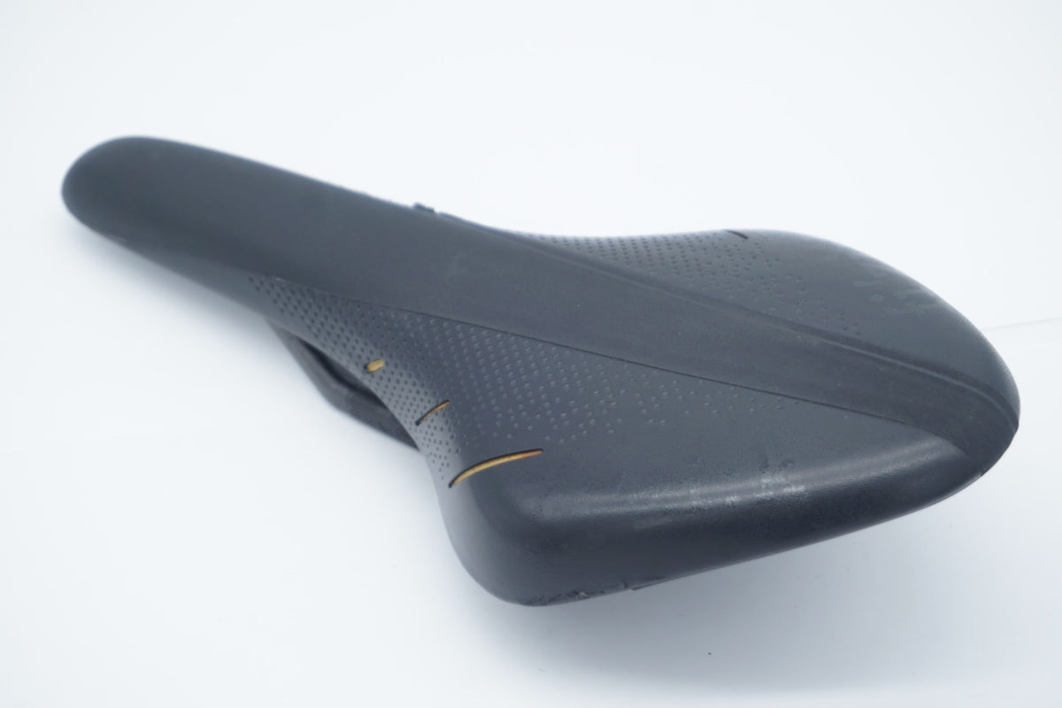 FIZIK 「フィジーク」 ARIONE R1 サドル / 滋賀大津店