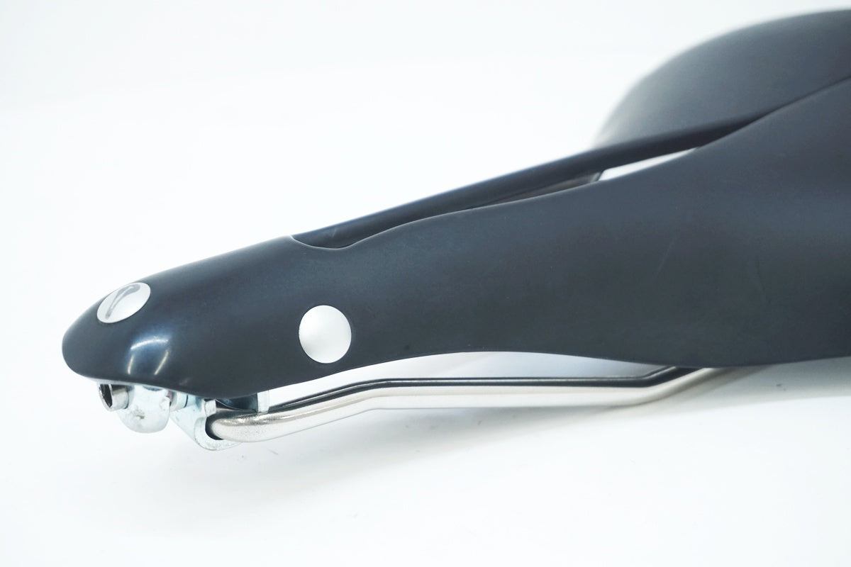 SELLE ANATOMICA 「セラアナトミカ」 R2 RUBBER サドル / 大阪美原北インター店