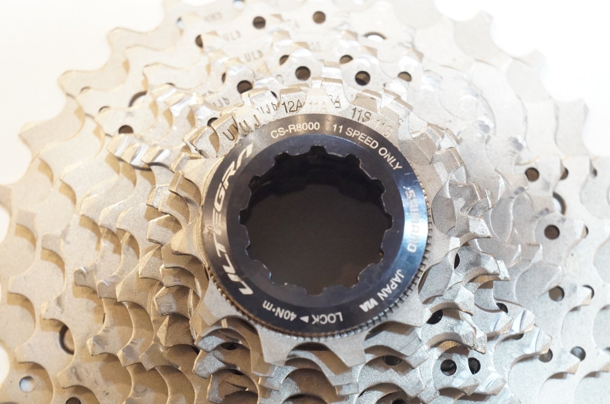 SHIMANO 「シマノ」 ULTEGRA CS-R8000 11-30T スプロケット / 浦和ベース