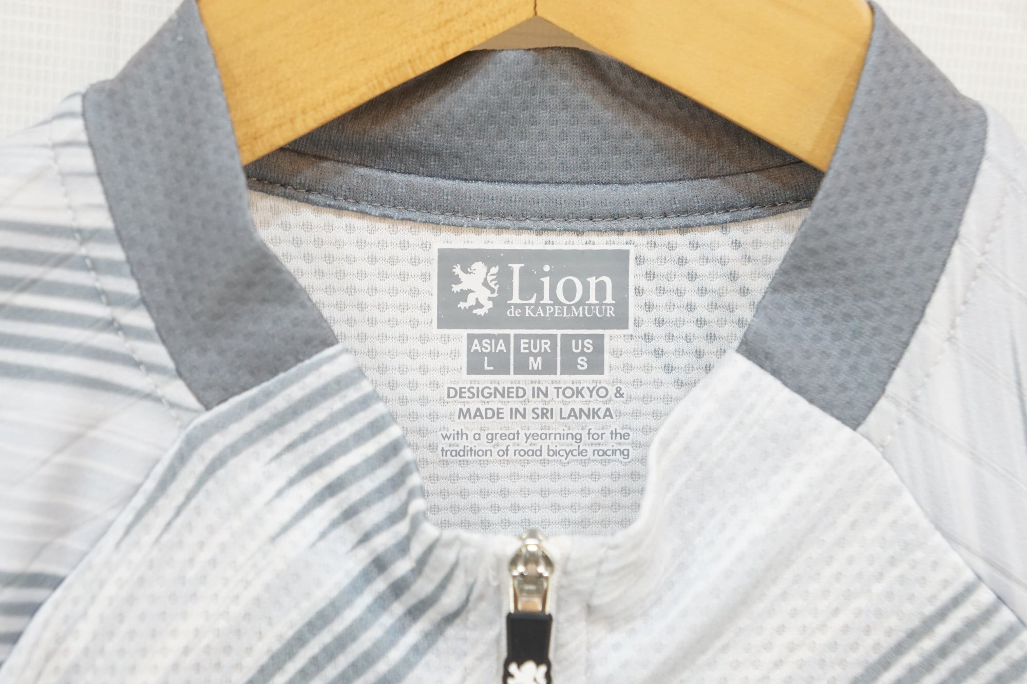 KAPELMUUR 「カペルミュール」 Lサイズ サイクルジャージ / バイチャリ浦和ベース