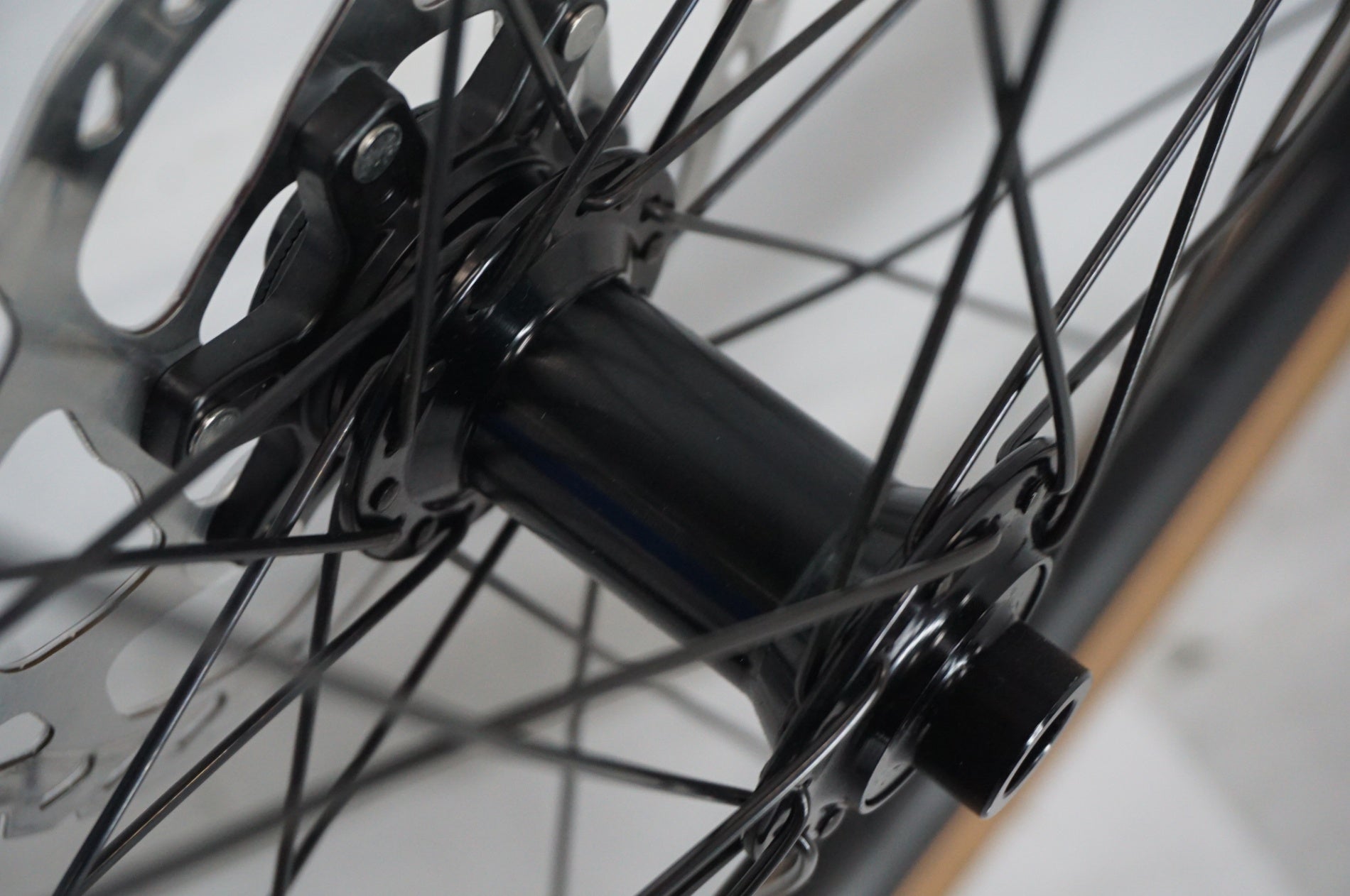 VELOMANN 「ヴェロマーン」 GD24 シマノ11S ホイールセット / 阪急塚口店