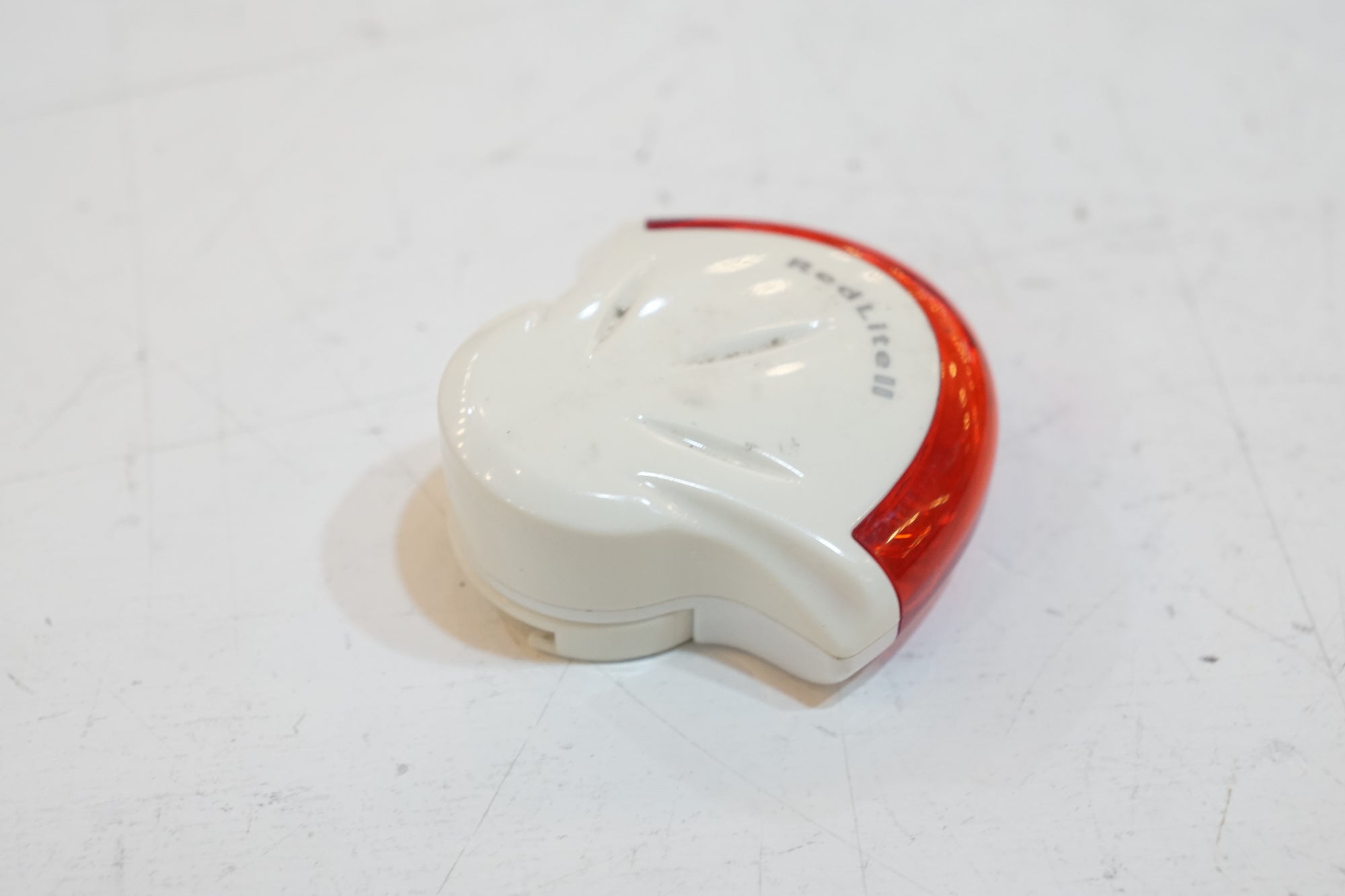 CATEYE 「キャットアイ」 リアライト / バイチャリ浦和ベース