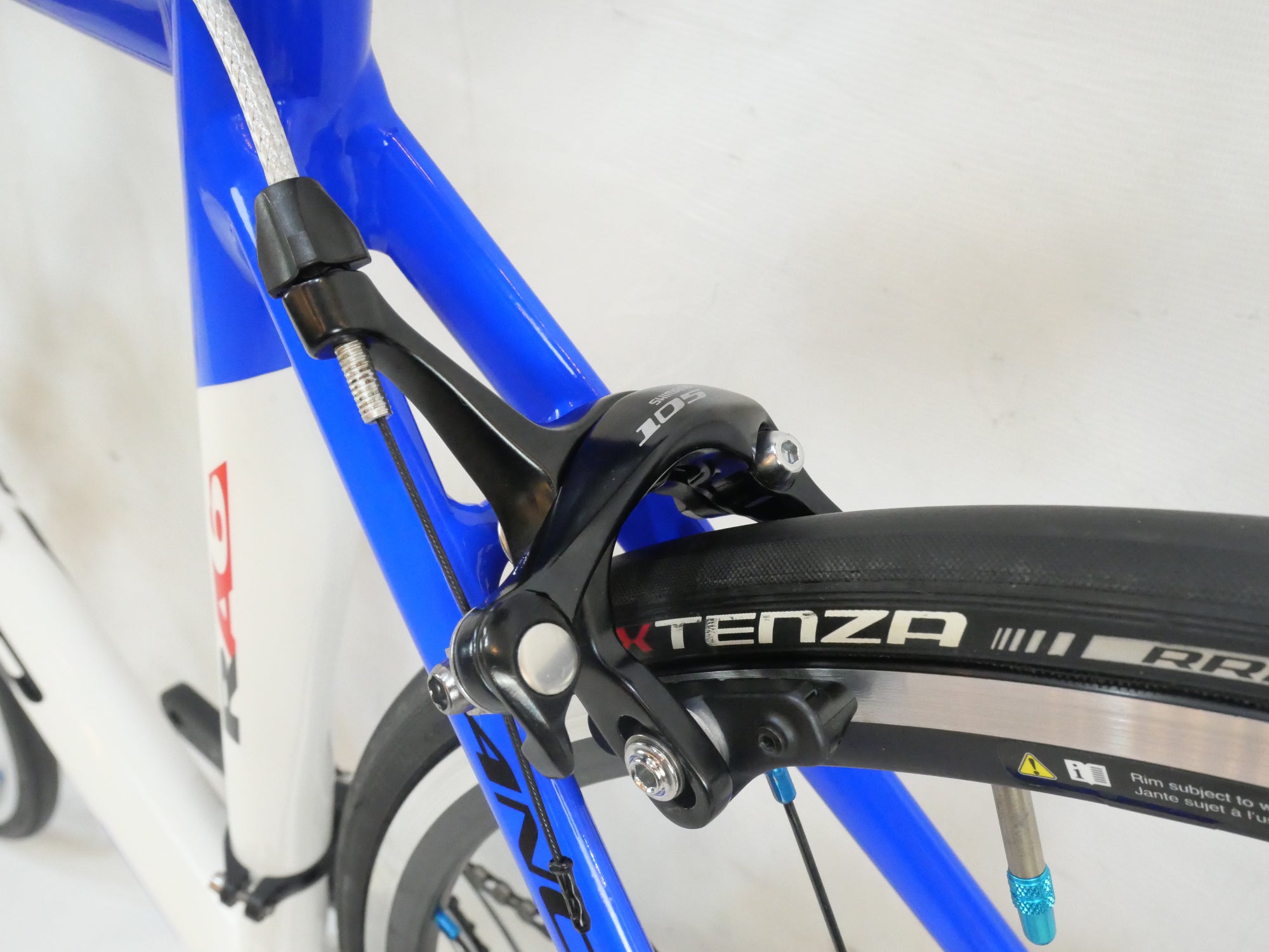 ANCHOR 「アンカー」 RA6 EQUIPE 2012年モデル ロードバイク / バイチャリ浦和ベース