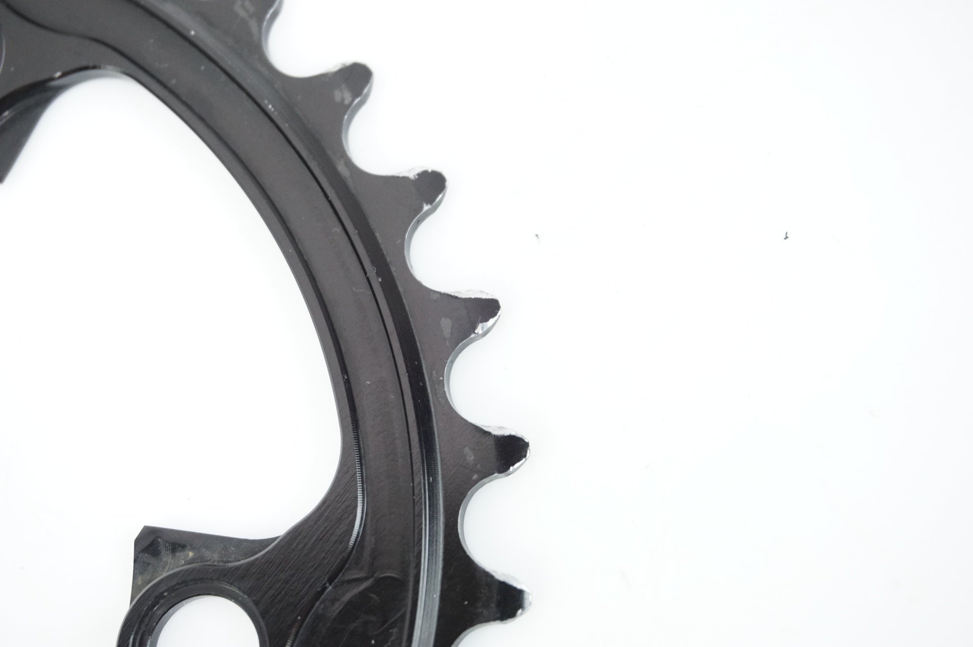 ABSOLUTE BLACK 「アブソリュートブラック」 OVAL 38T インナーチェーンリング / 中目黒店