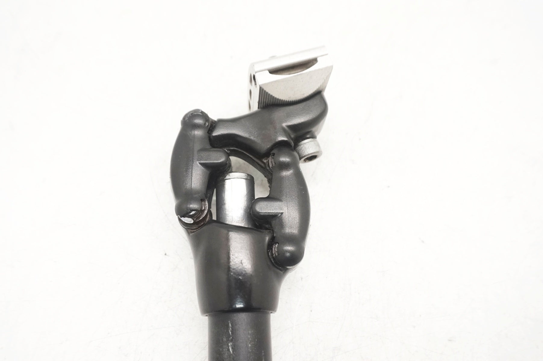 SR SUNTOUR 「エスアールサンツアー」 Φ26.6 330mm サスペンションシートポスト / 大阪門真店