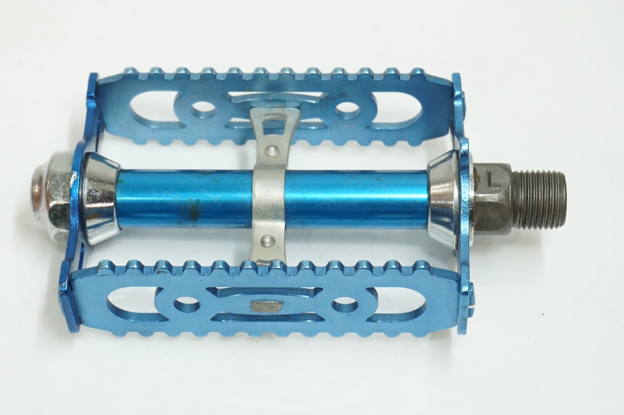 LYOTARD 「リオター」 460D ペダル / 大宮店