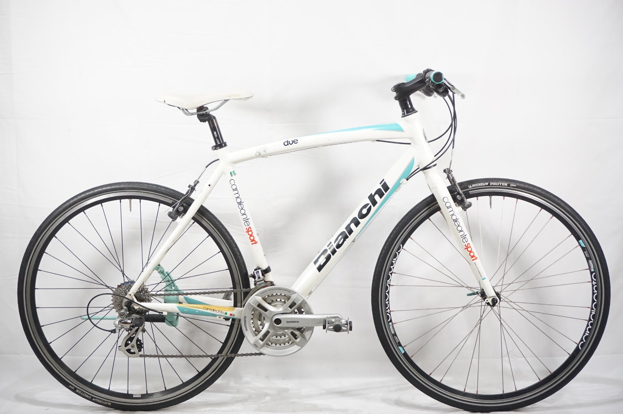 BIANCHI 「ビアンキ」 CAMALEONTE SPORT DUE 2011年モデル クロスバイク / AKIBA店