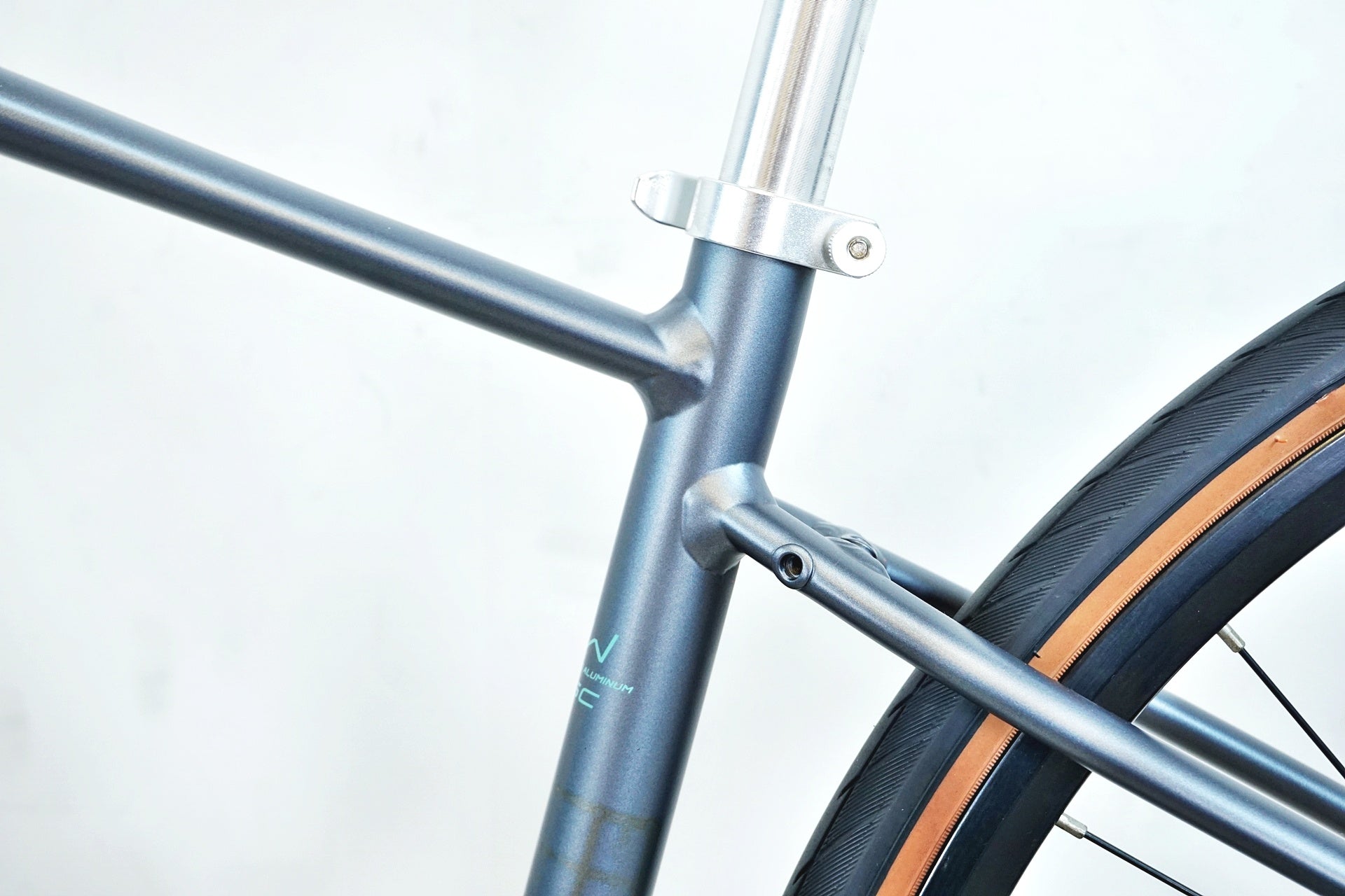 GIANT 「ジャイアント」 ESCAPE R W DISC 2022年モデル クロスバイク / 有明ガーデン店