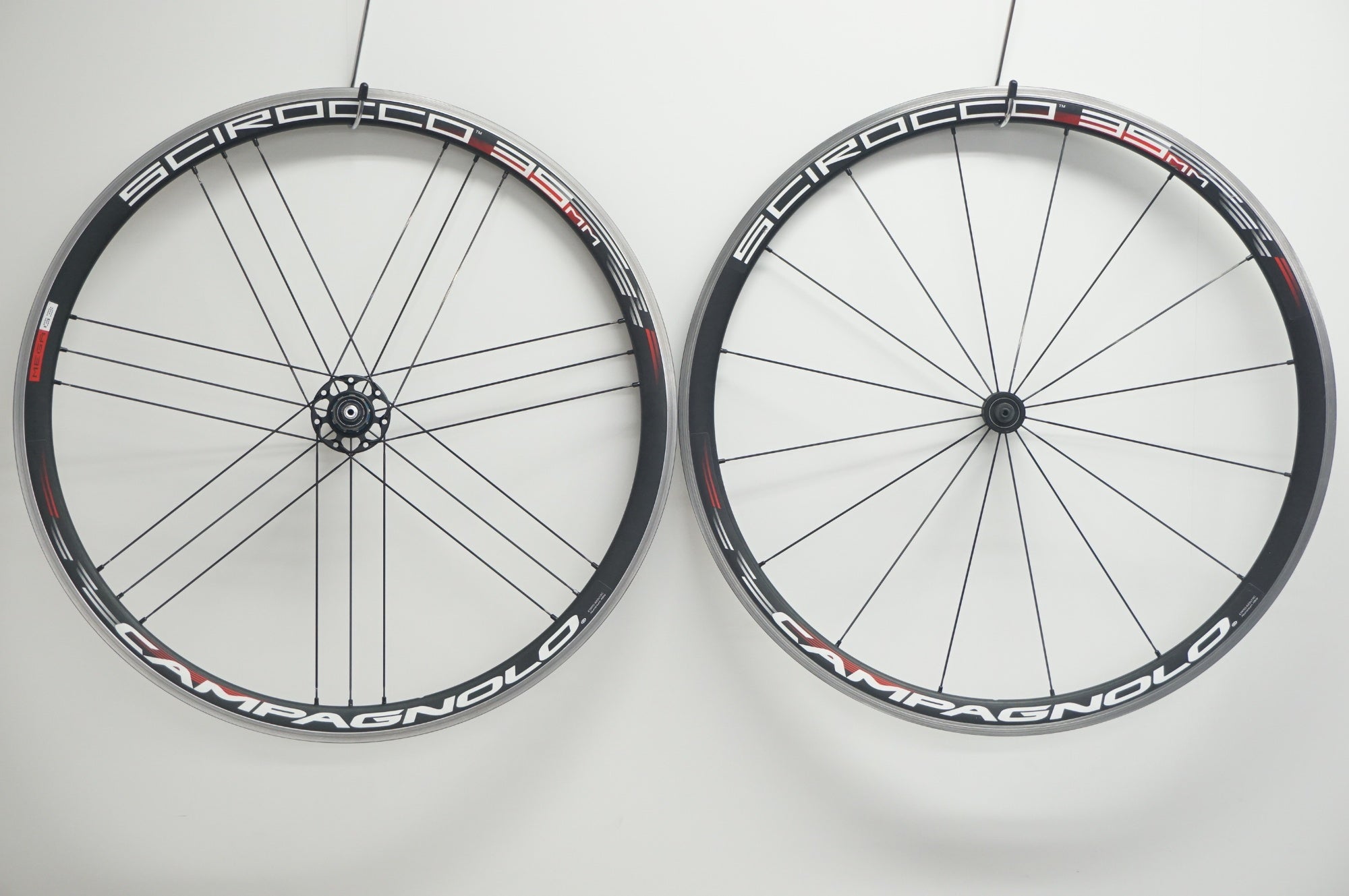 CAMPAGNOLO 「カンパニョーロ」 SCIROCCO 35 シマノ11速 ホイール
