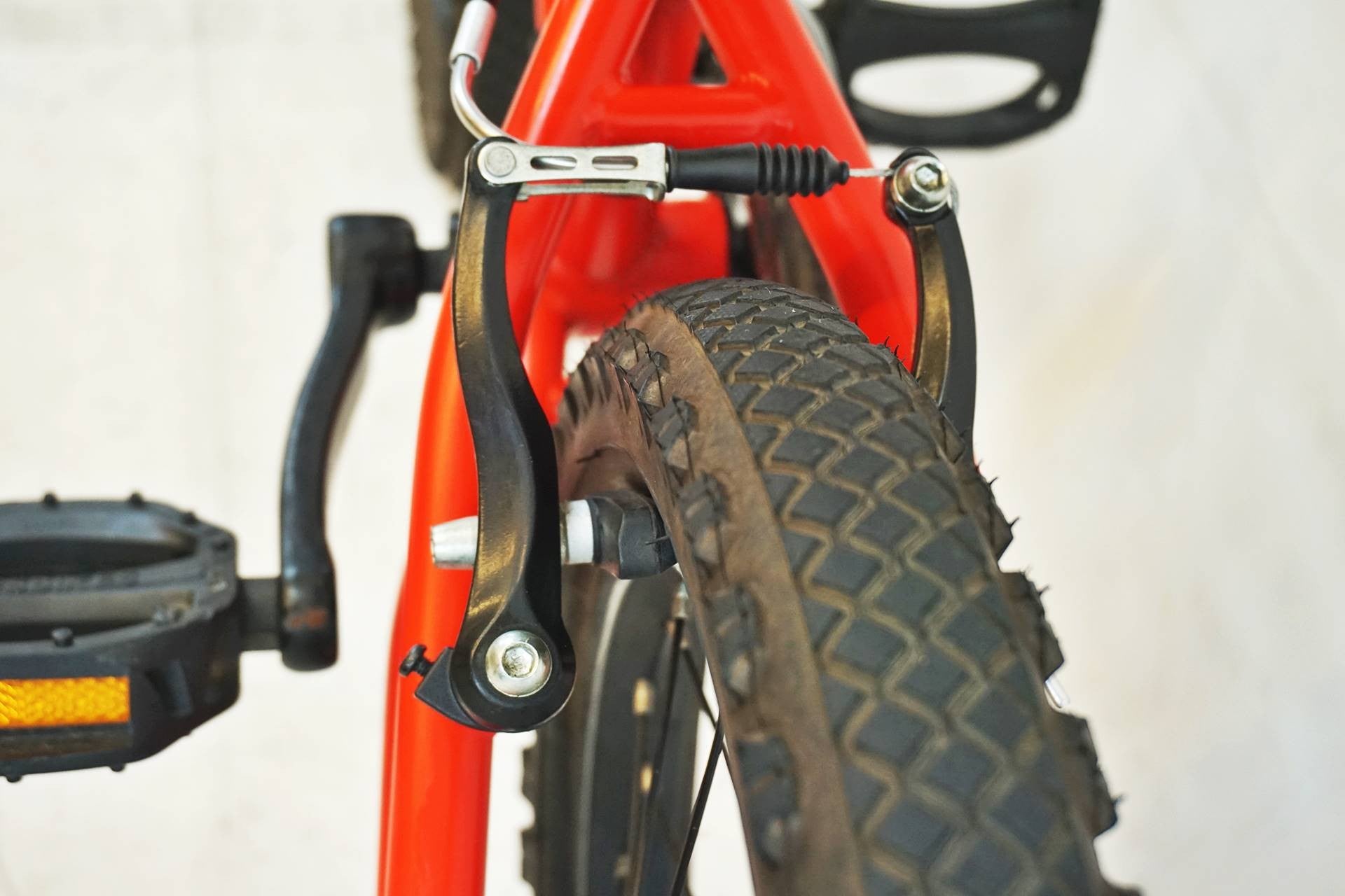 ARESBIKES 「アーレスバイクス」 A/KID 2020年モデル 16インチ キッズバイク / 有明ガーデン店