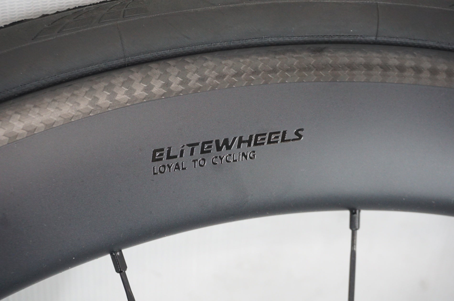 ELITE WHEELS 「エリートホイール」 55 シマノ11速 ホイールセット / 阪急塚口店