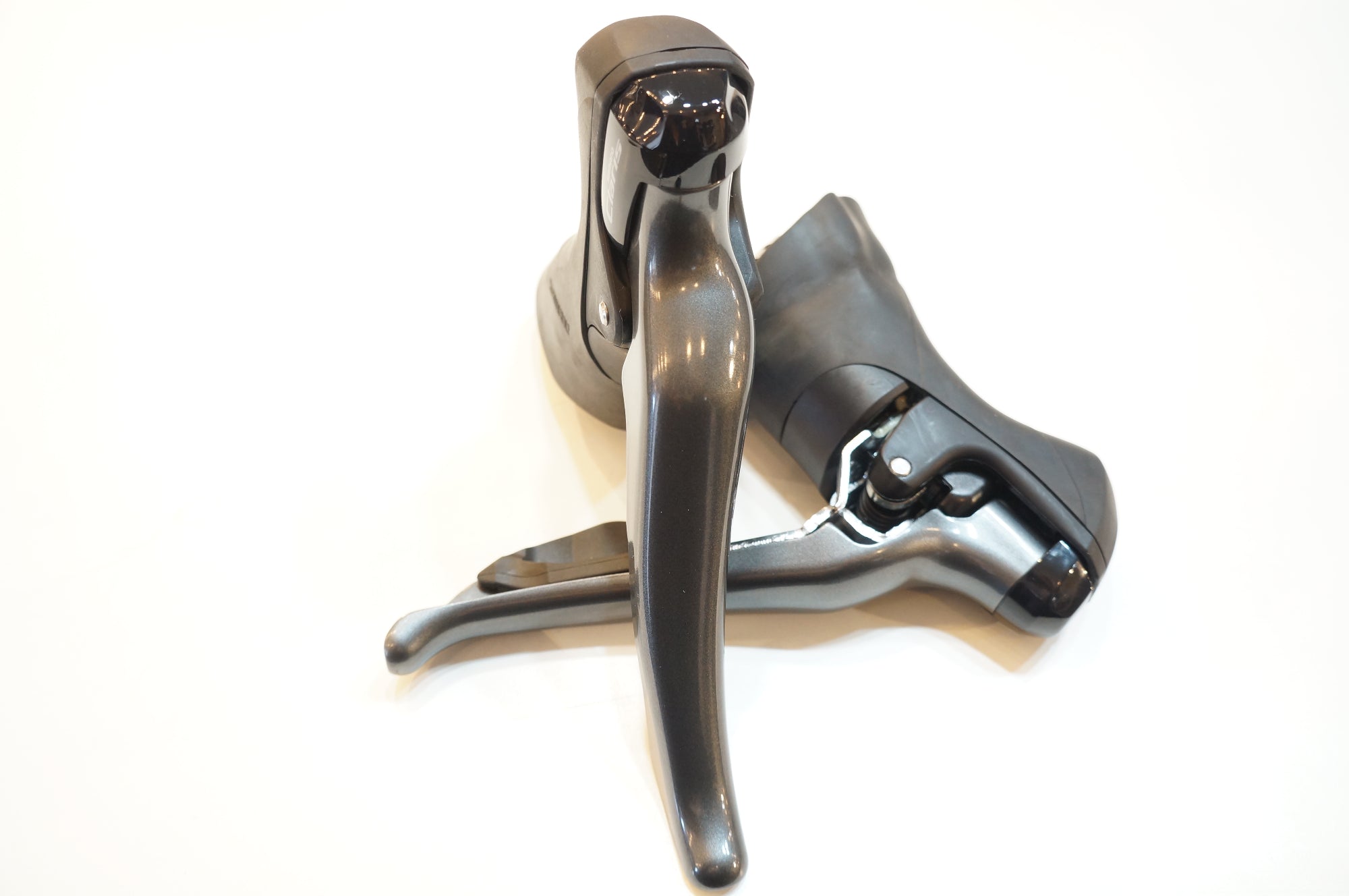 SHIMANO 「シマノ」 CLARIS ST-R2000 デュアルコントロールレバー