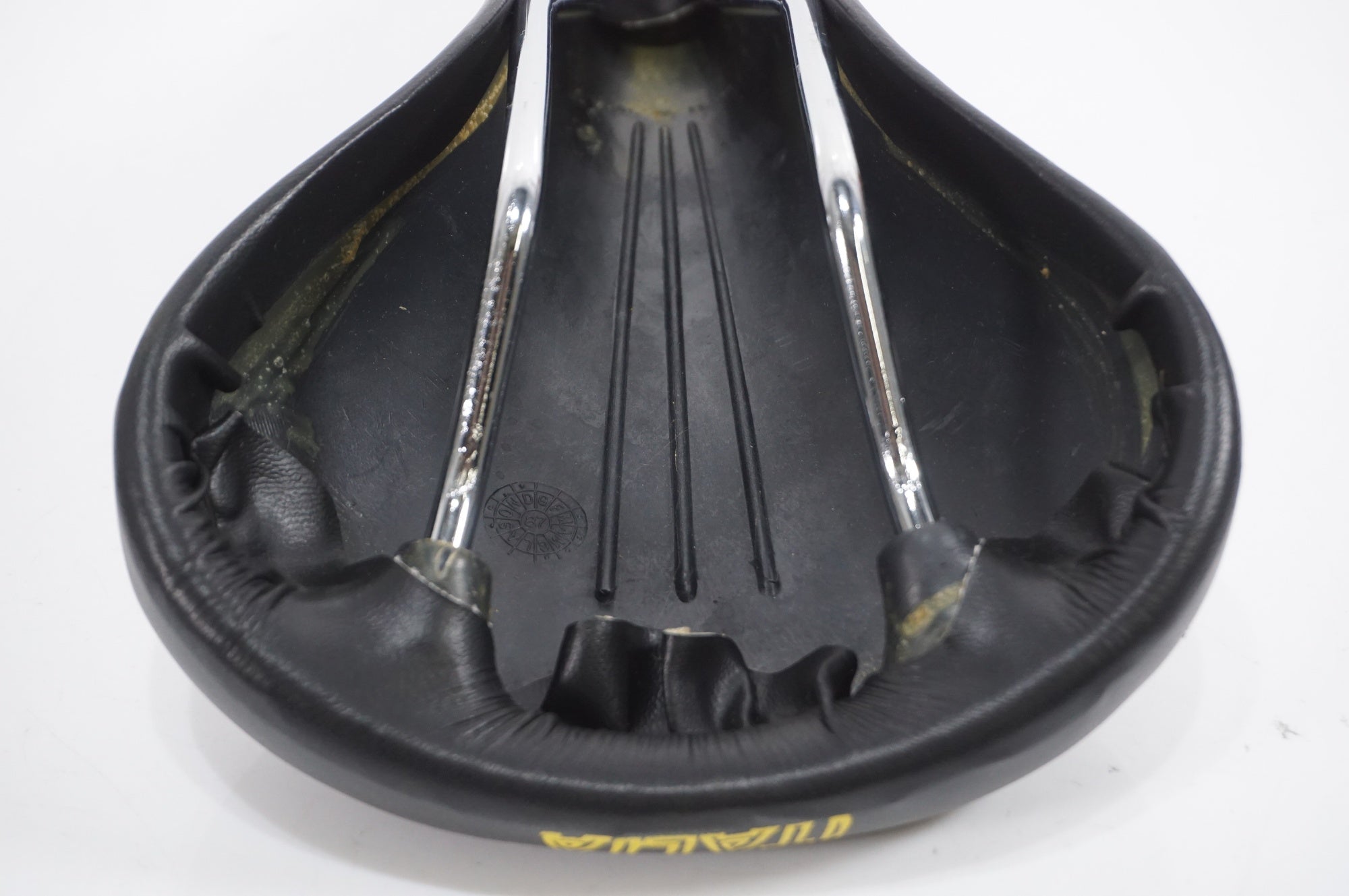 SELLE ITALIA 「セライタリア」 ANATOMIC サドル / AKIBA店