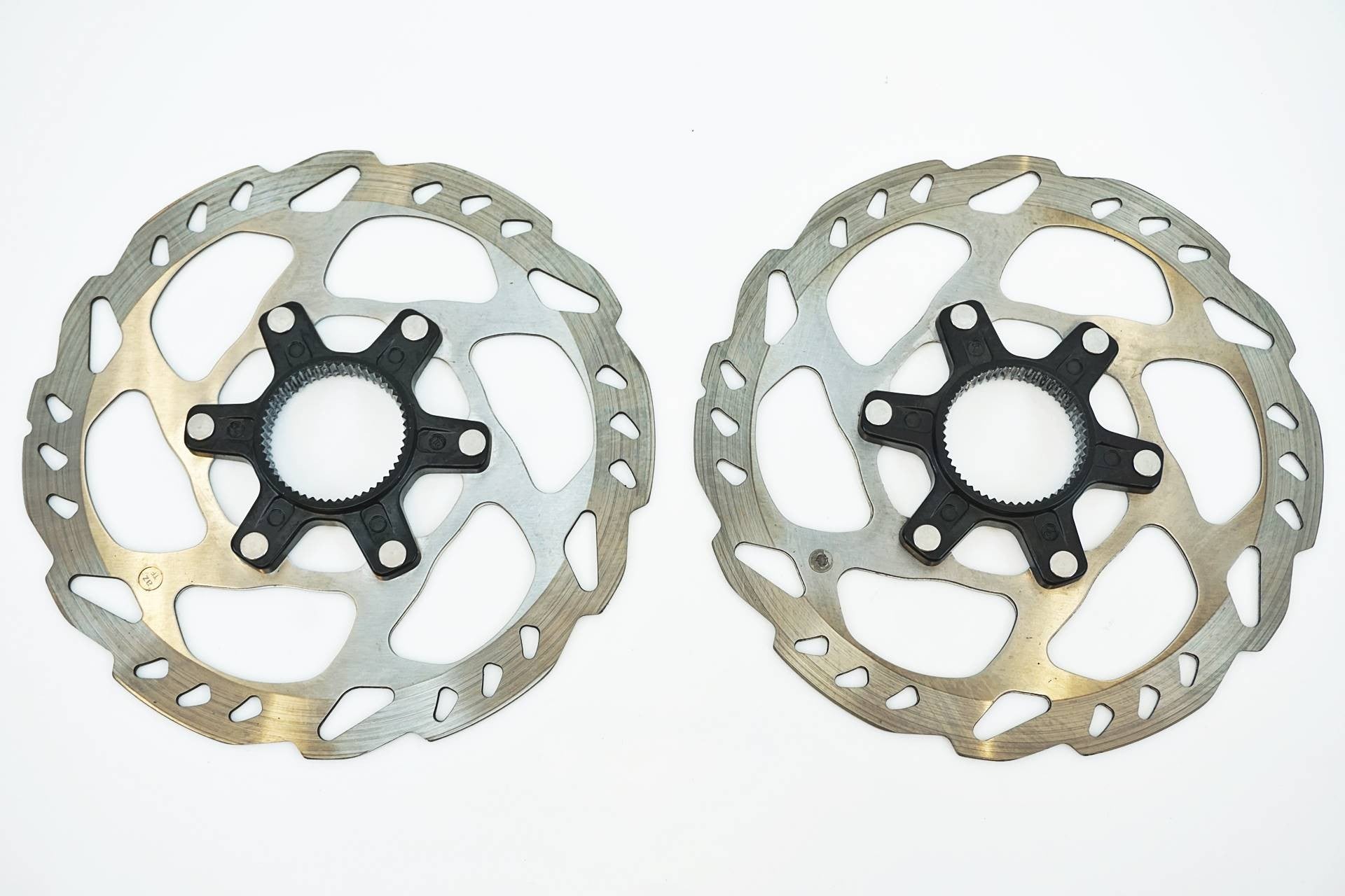 Shimano SM-RT70 ディスクブレーキローター 160mm 2枚セット シマノ)SM-RT70 ディスクブレーキローター 160mm（センター