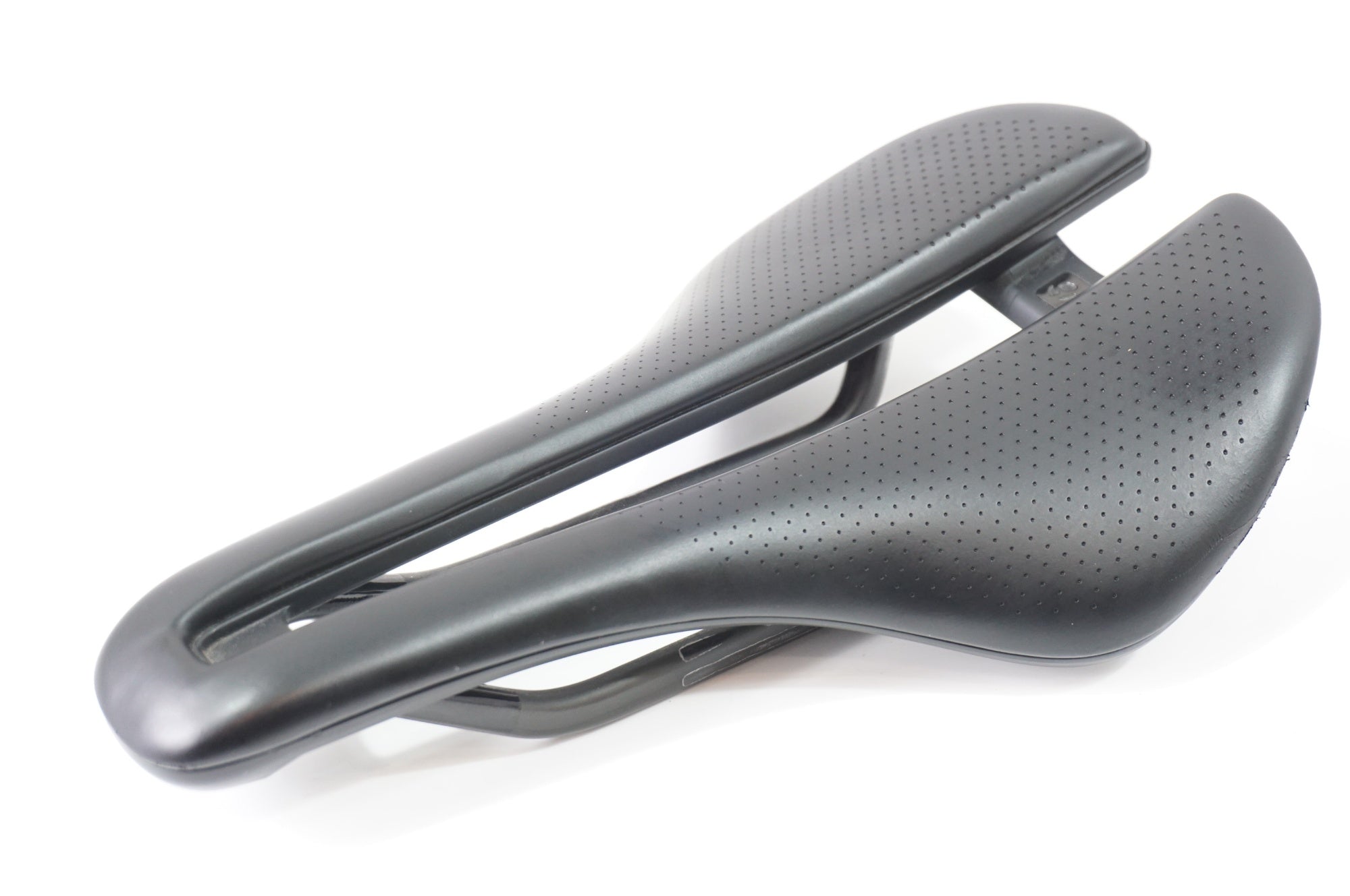 BONTRAGER 「ボントレガー」 AEOLUS PRO サドル / 世田谷店