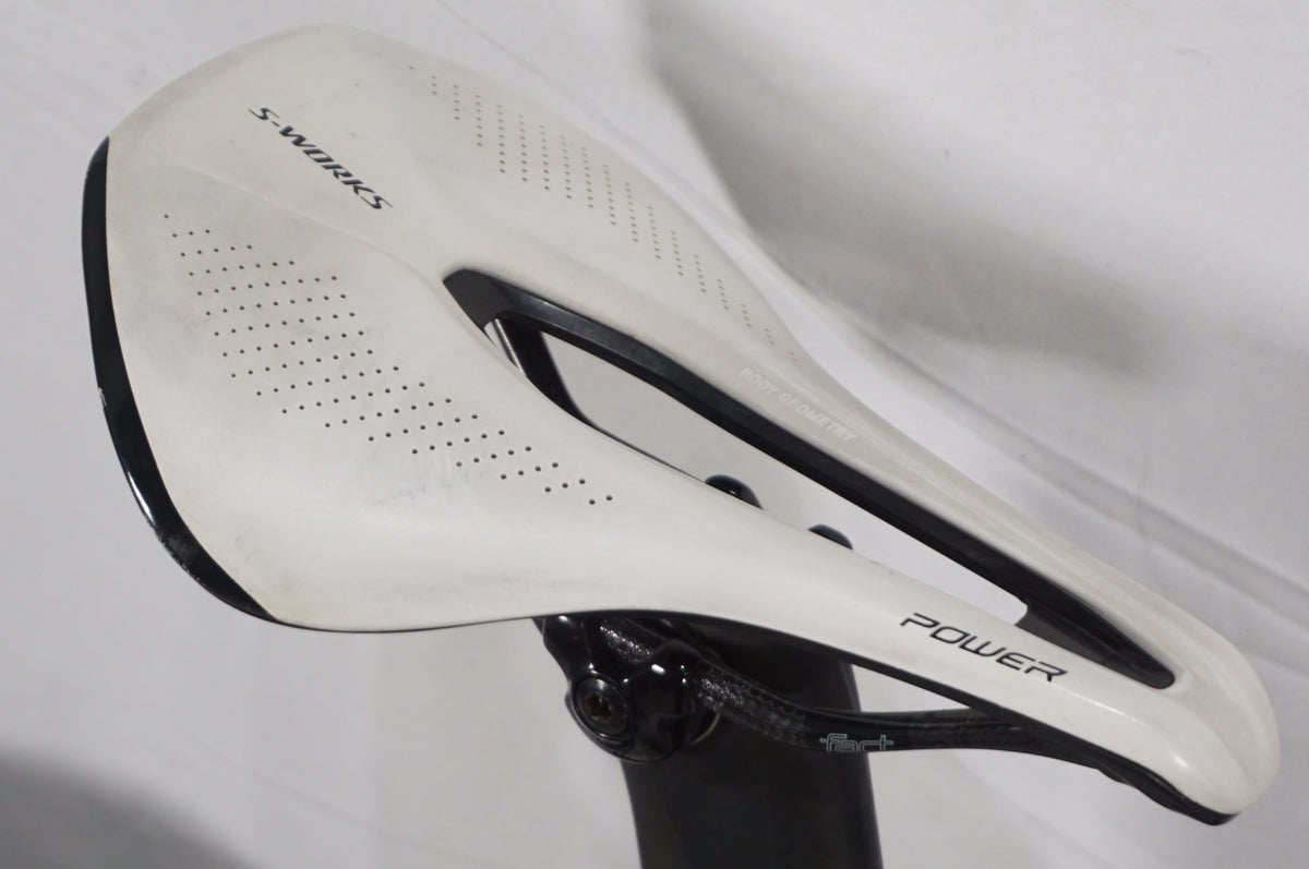 SPECIALIZED 「スペシャライズド」 S-WORKS VENGE VIAS 2016年モデル ロードバイク / AKIBA店