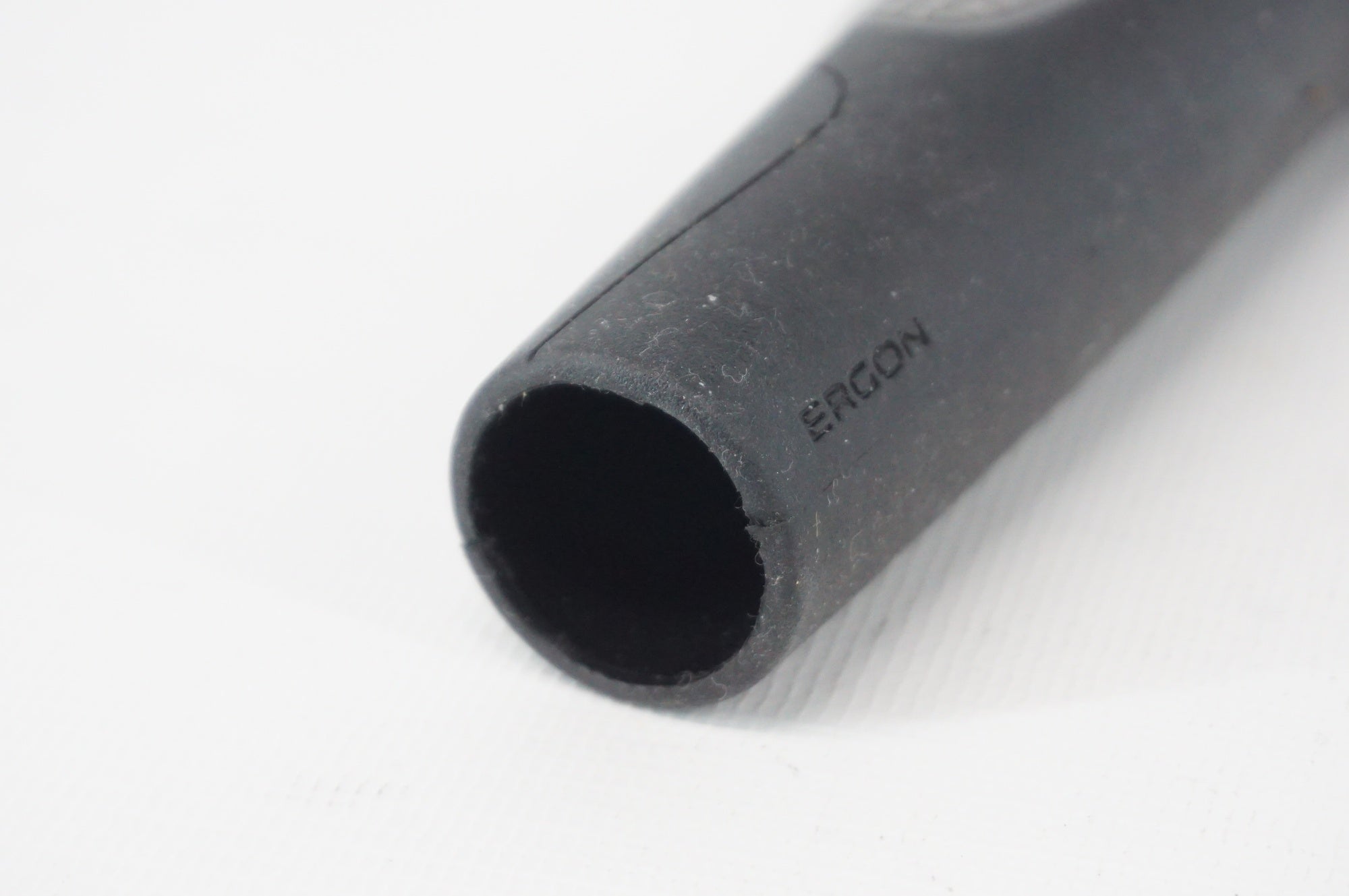 ERGON 「エルゴン」 GP2 グリップ / 阪急塚口店