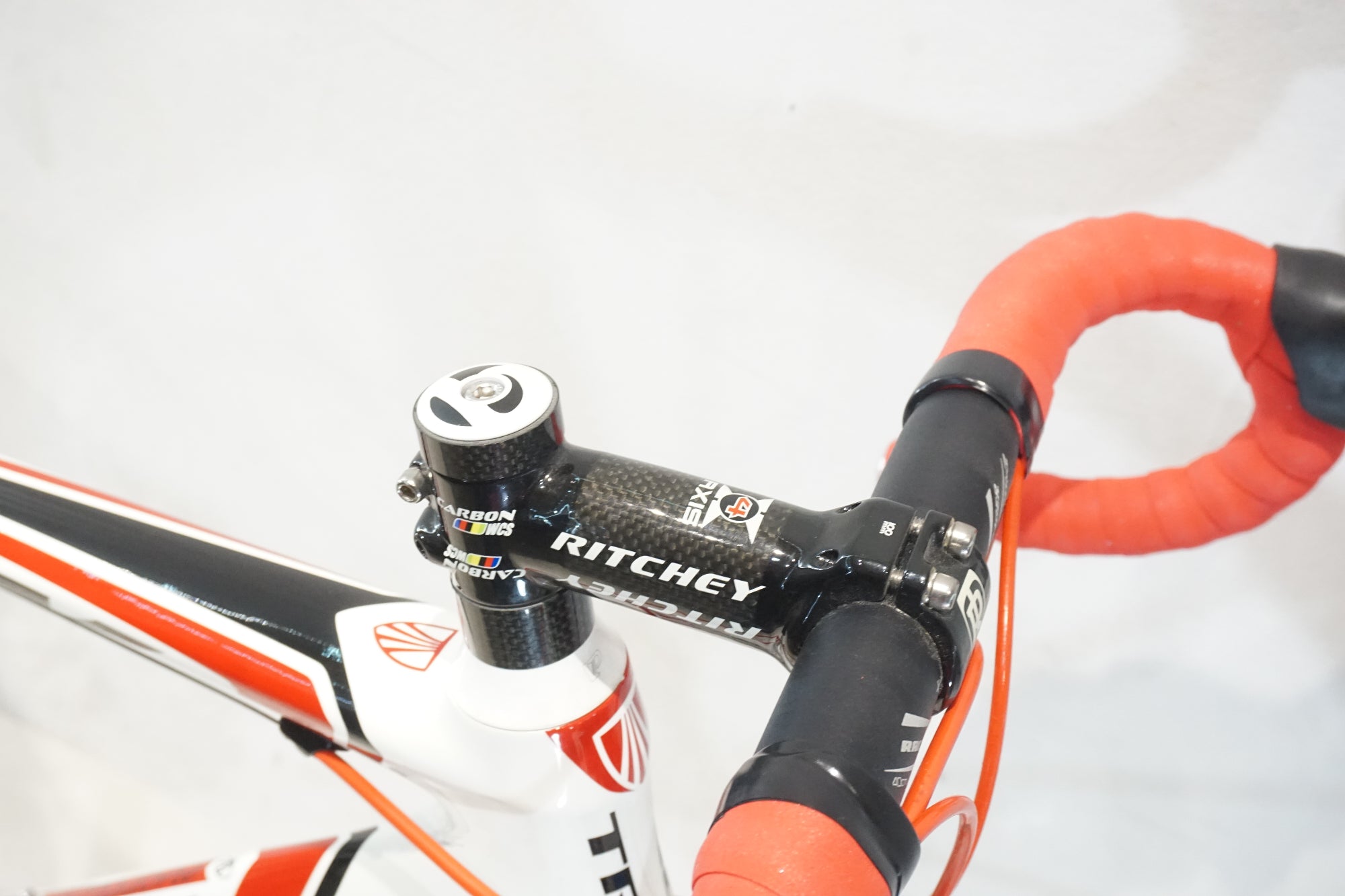 TREK 「トレック」 MADONE 4.7 2011年モデル ロードバイク / 横浜戸塚店