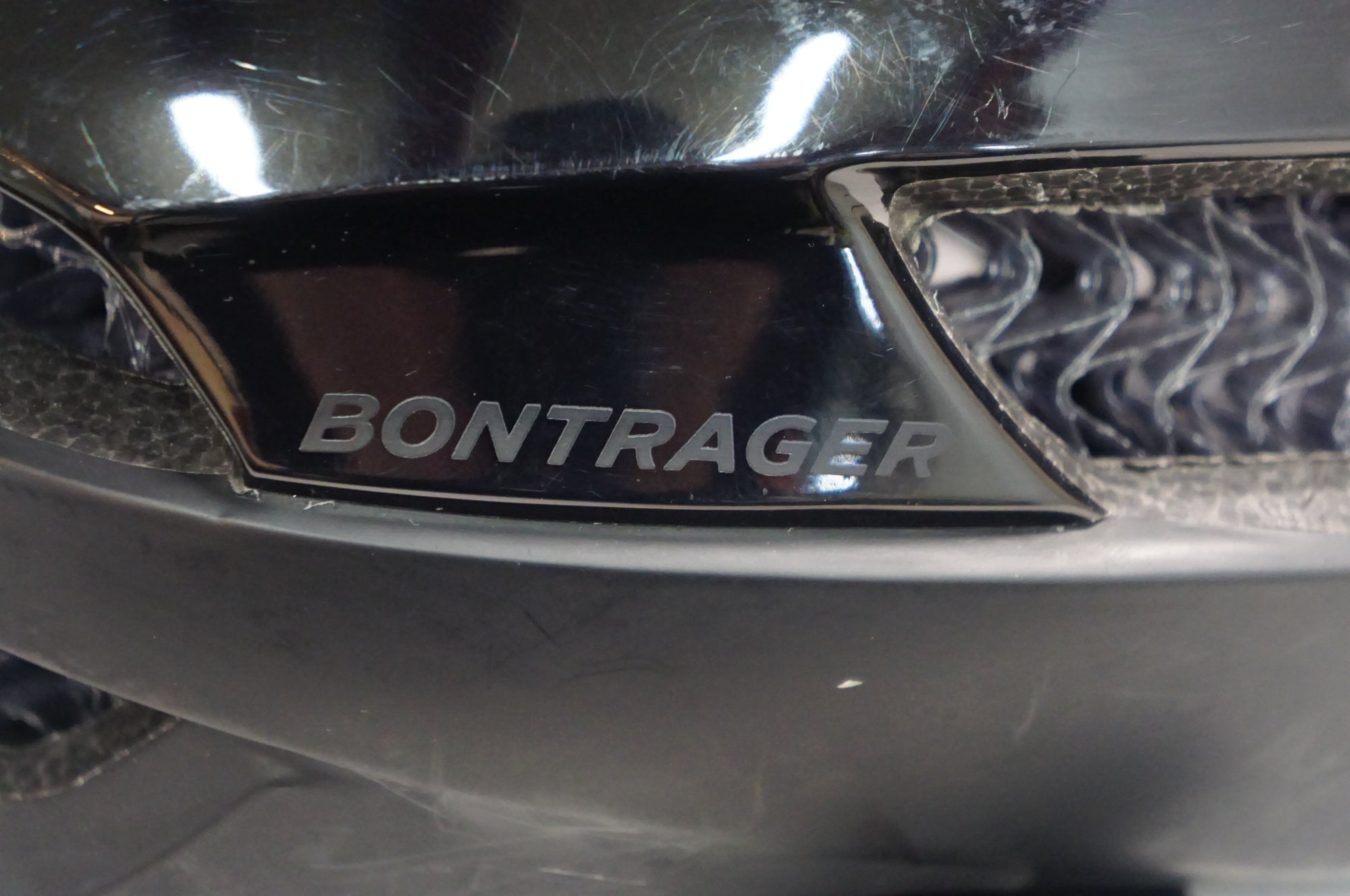 BONTRAGER 「ボントレガー」 SPECTER WAVECEL サイズM(54-60cm) ヘルメット / 熊谷本店
